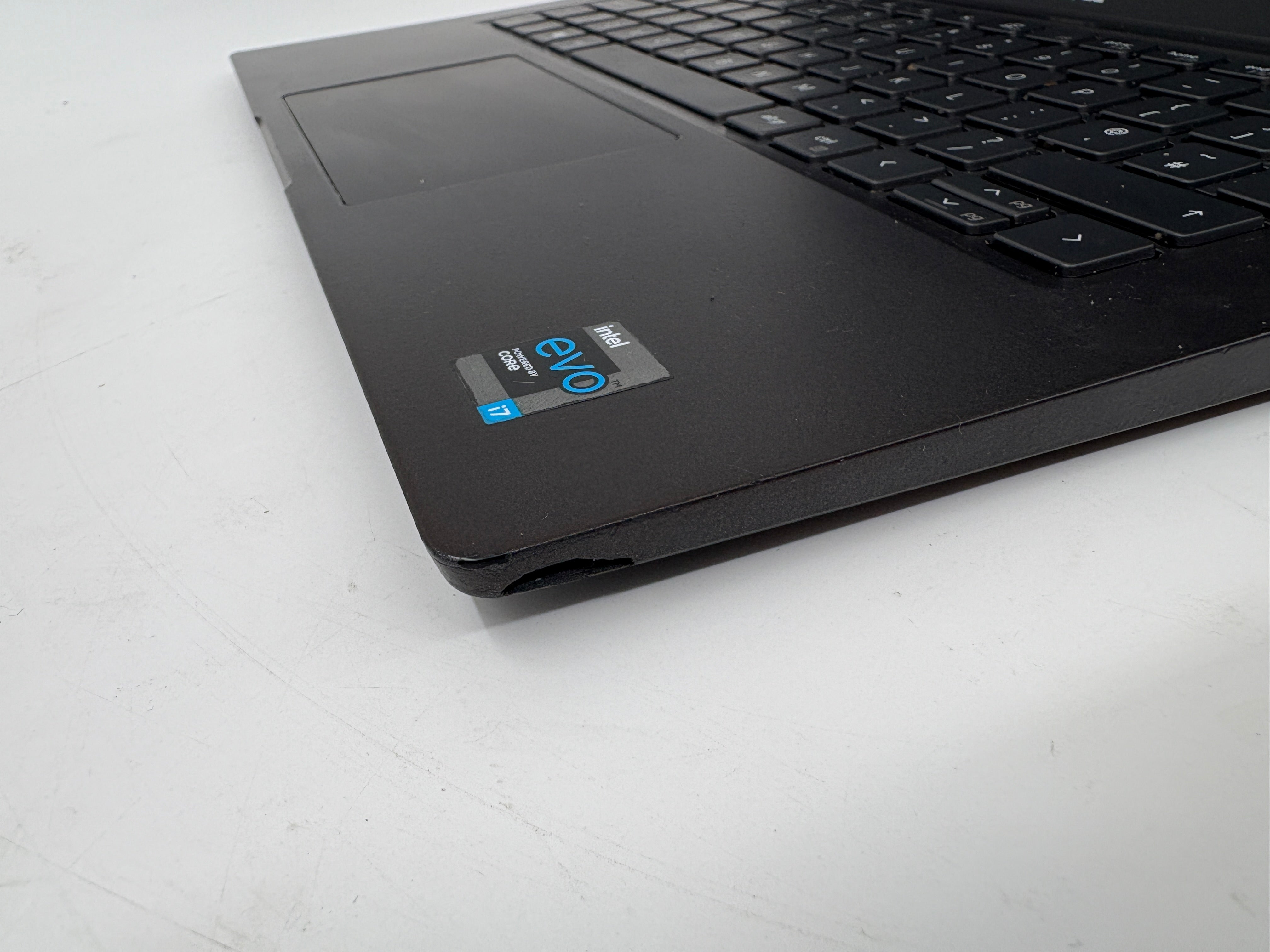 Dell Laptop Latitude 7420 14"Screen i7 11th Gen 16GB RAM 512GB W11