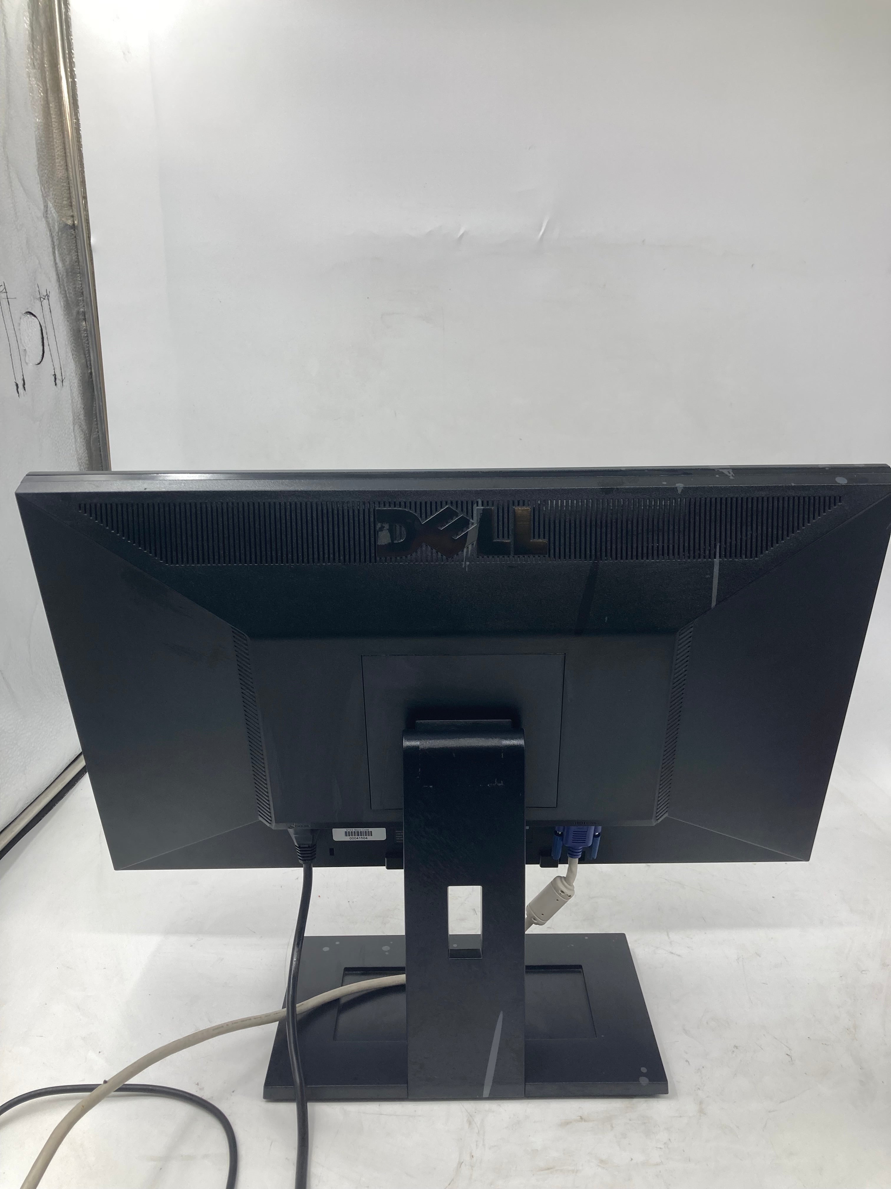 LG HP Dell Samsung 22" 24" Screen Monitor DVI HDMI VGA DIsplayPort Lot of 4