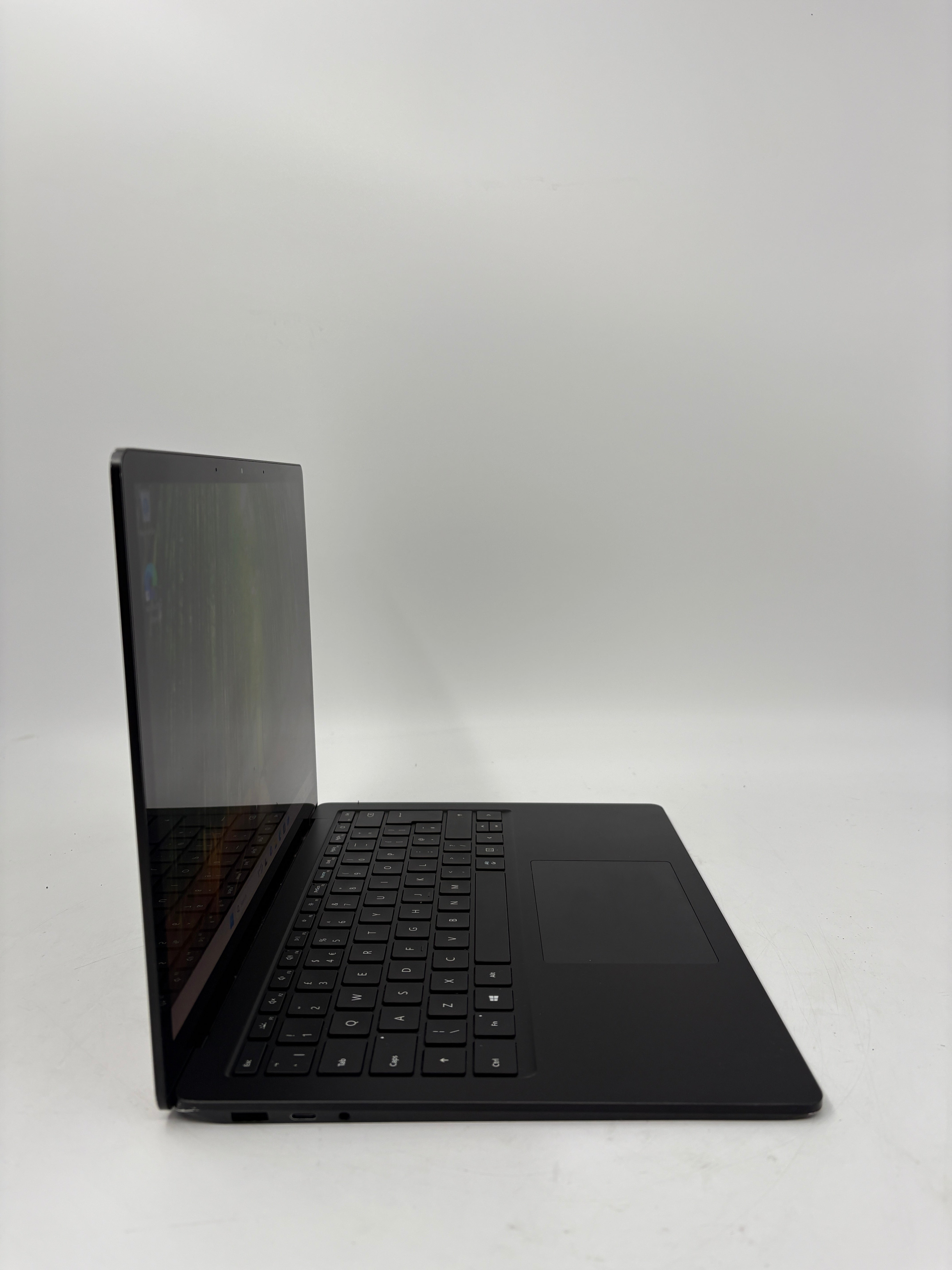 Microsoft Surface Laptop 3 13.5" Touchscreen i5 10th Gen 8GB RAM 256GB SSD W11