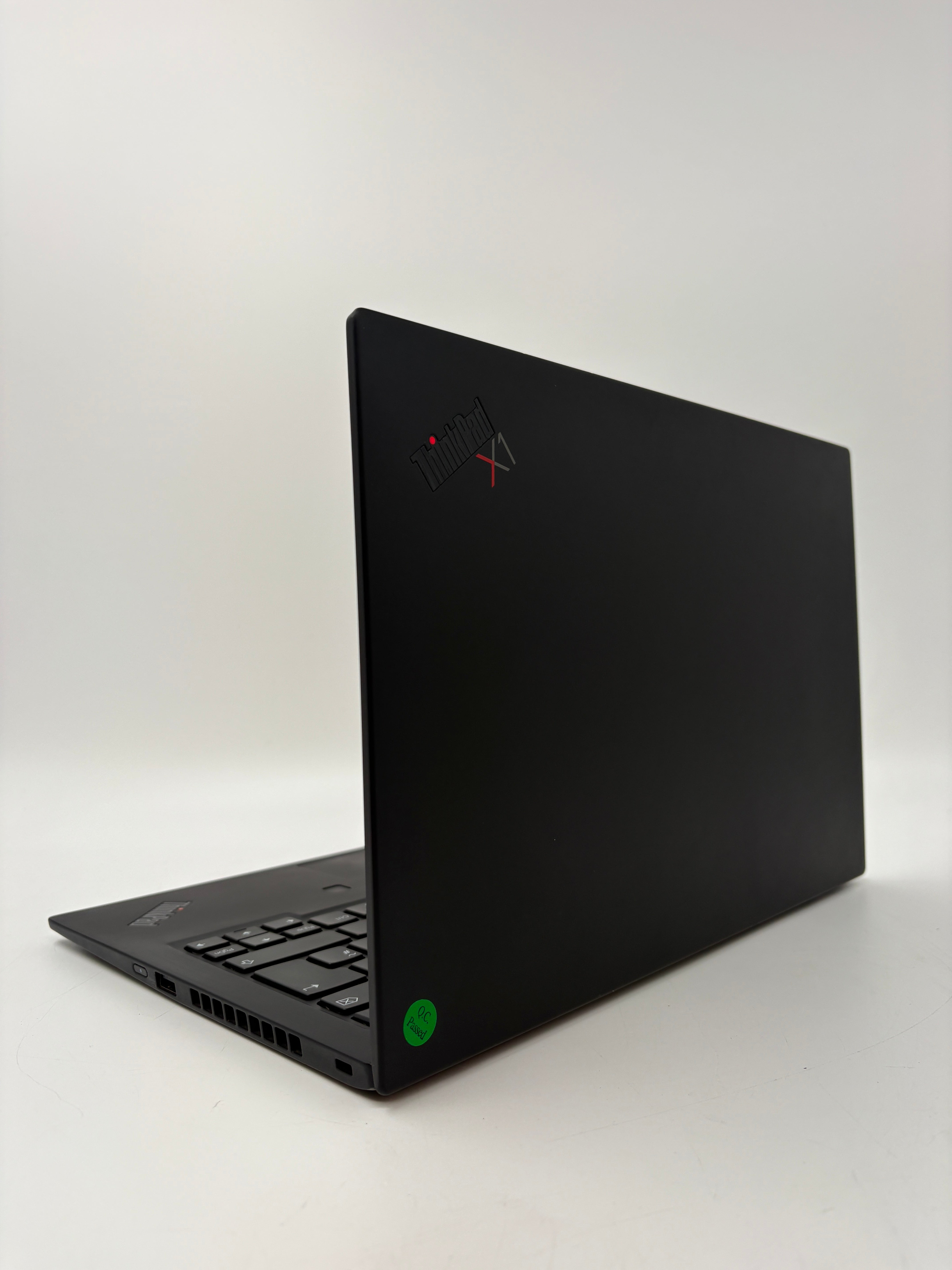 Lenovo ThinkPad X1 Carbon G8 | 14" FHD | i5 10th Gen | 8GB RAM | 256GB SSD | W11 | Grade B
