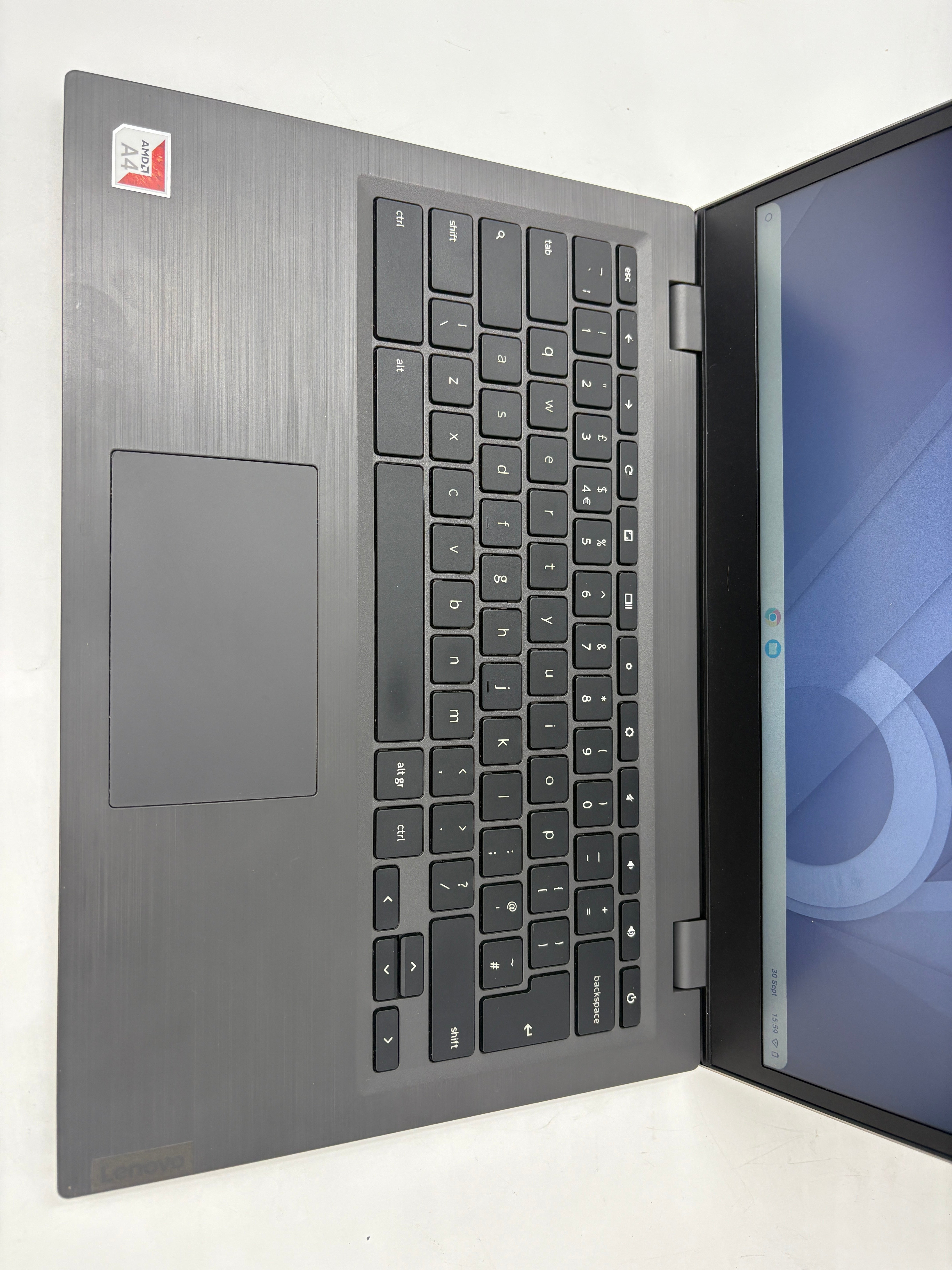 Lenovo Chromebook S345-14AST 14" Screen AMD A4-9120C Radeon R4 4GB RAM 2GB SSD