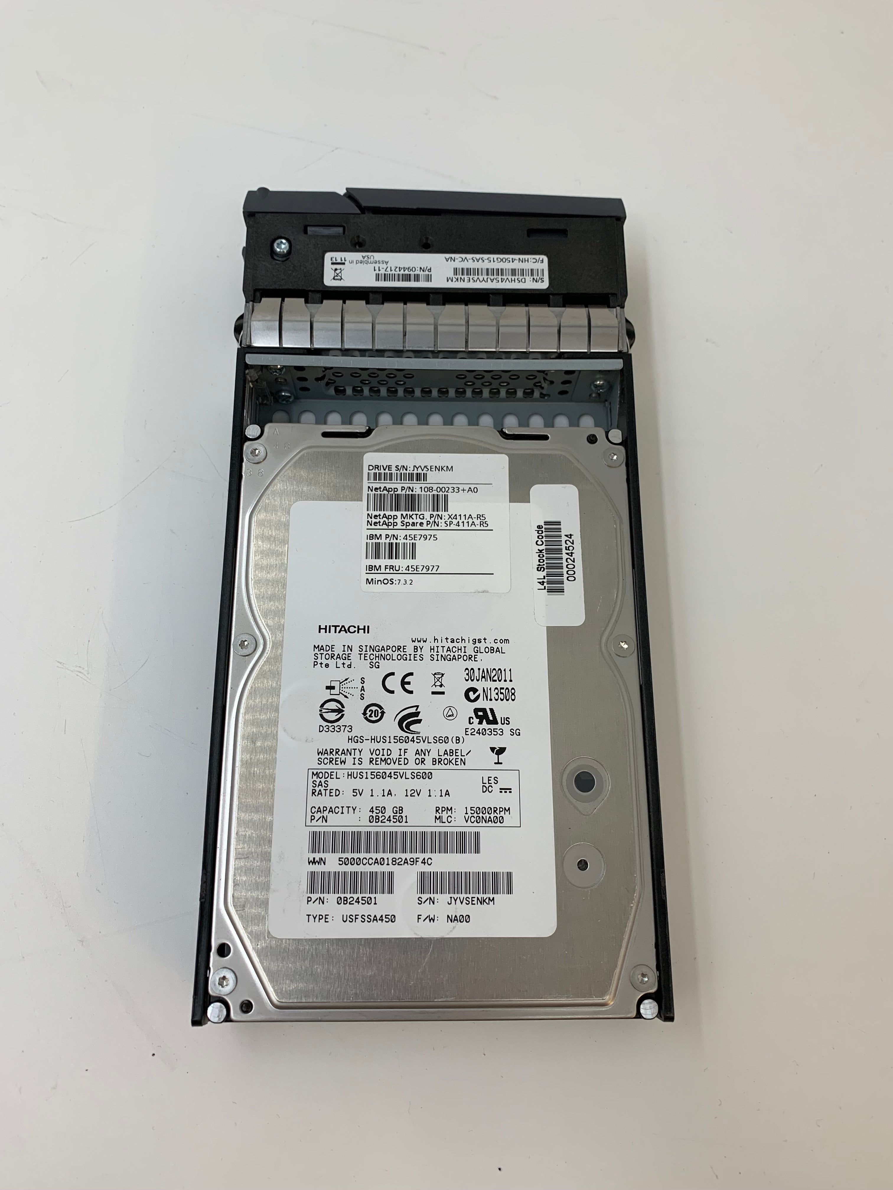 Hitachi HDD x16 with caddy | 450GB | 3.5 inch | SAS | HVS156045VLS600 | 15K RPM | 6Gbps