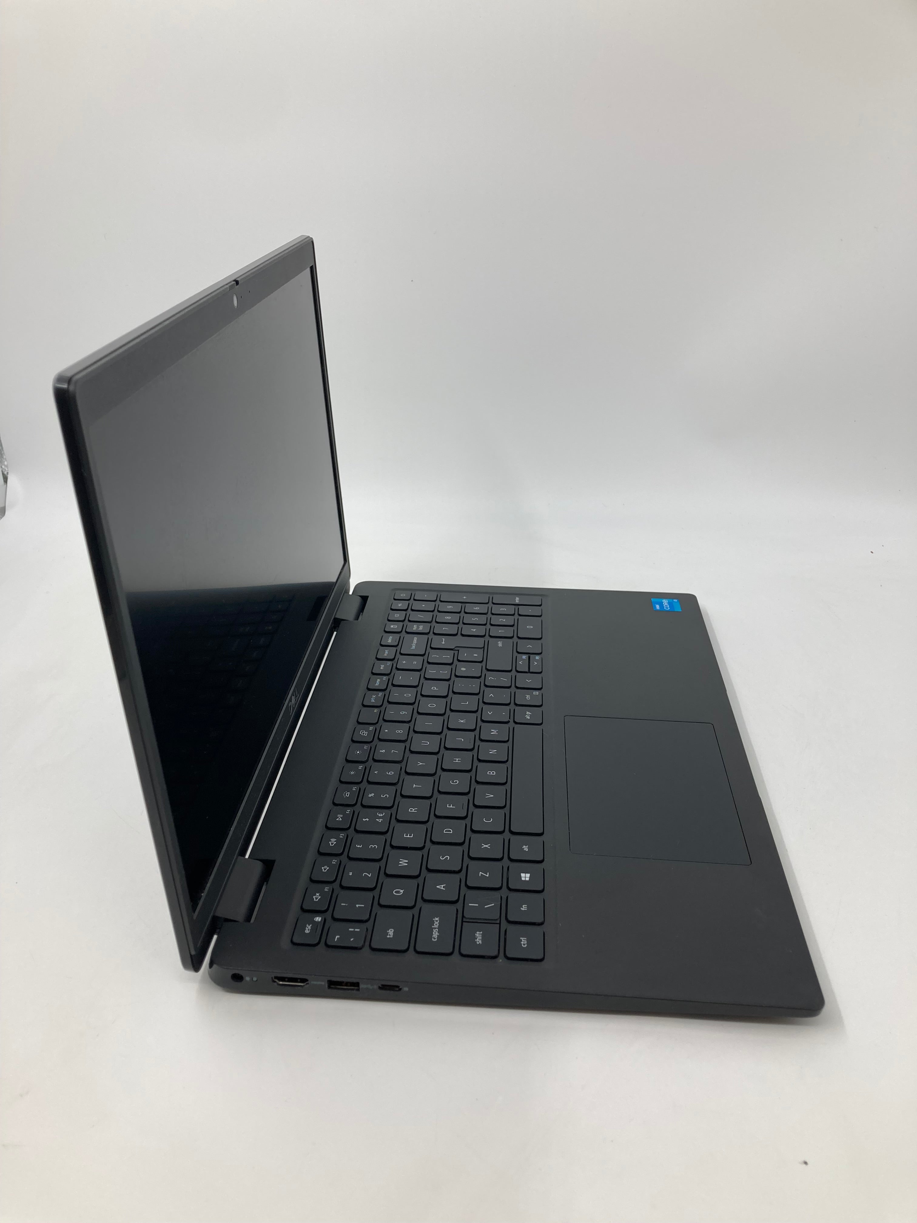 Dell Latitude 3520 15.6" Screen i3 11th Gen 8GB RAM No SSD No OS