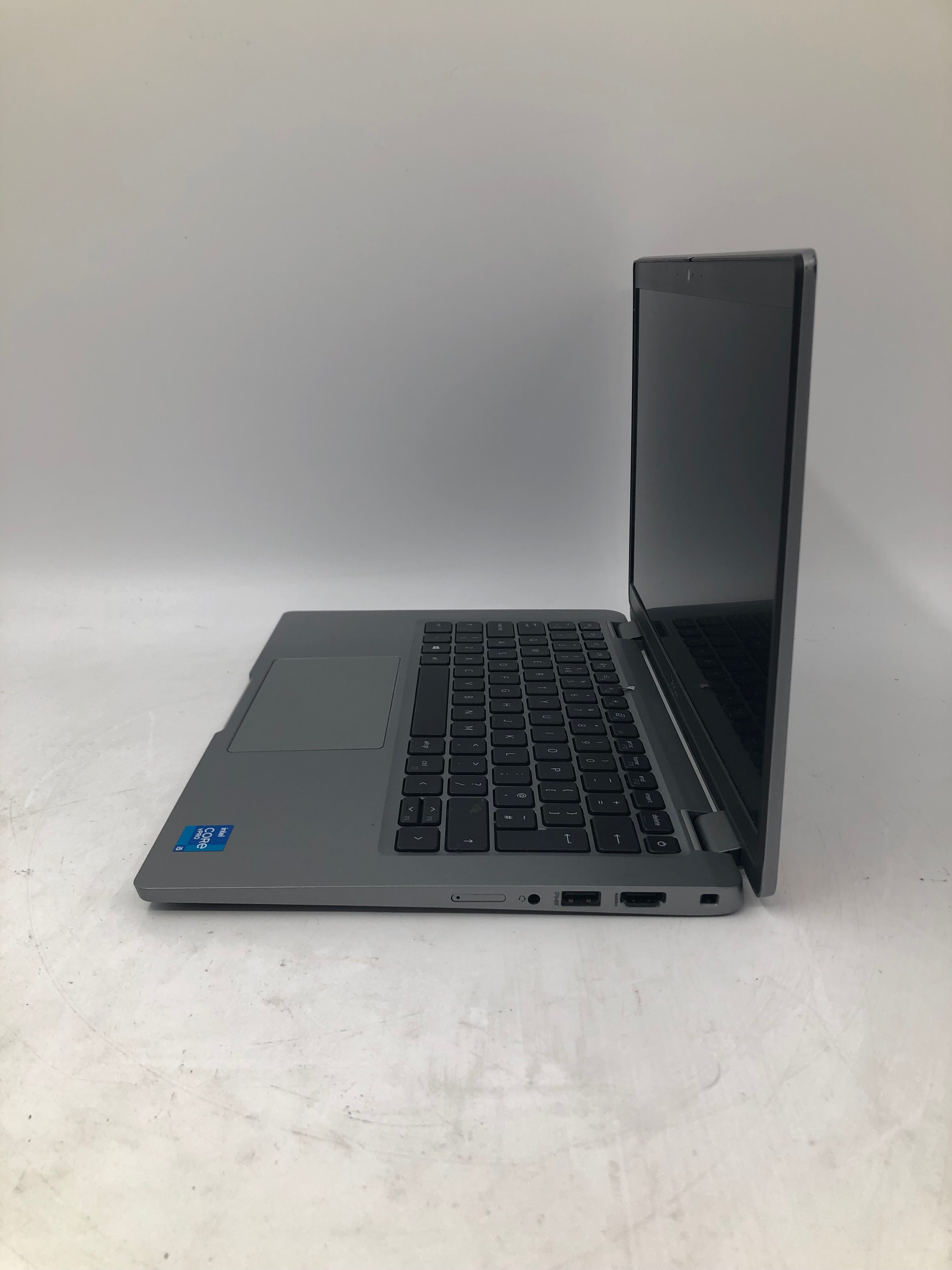 Dell Latitude 5320 13" Screen i5 11th Gen 8GB RAM 256GB SSD W11