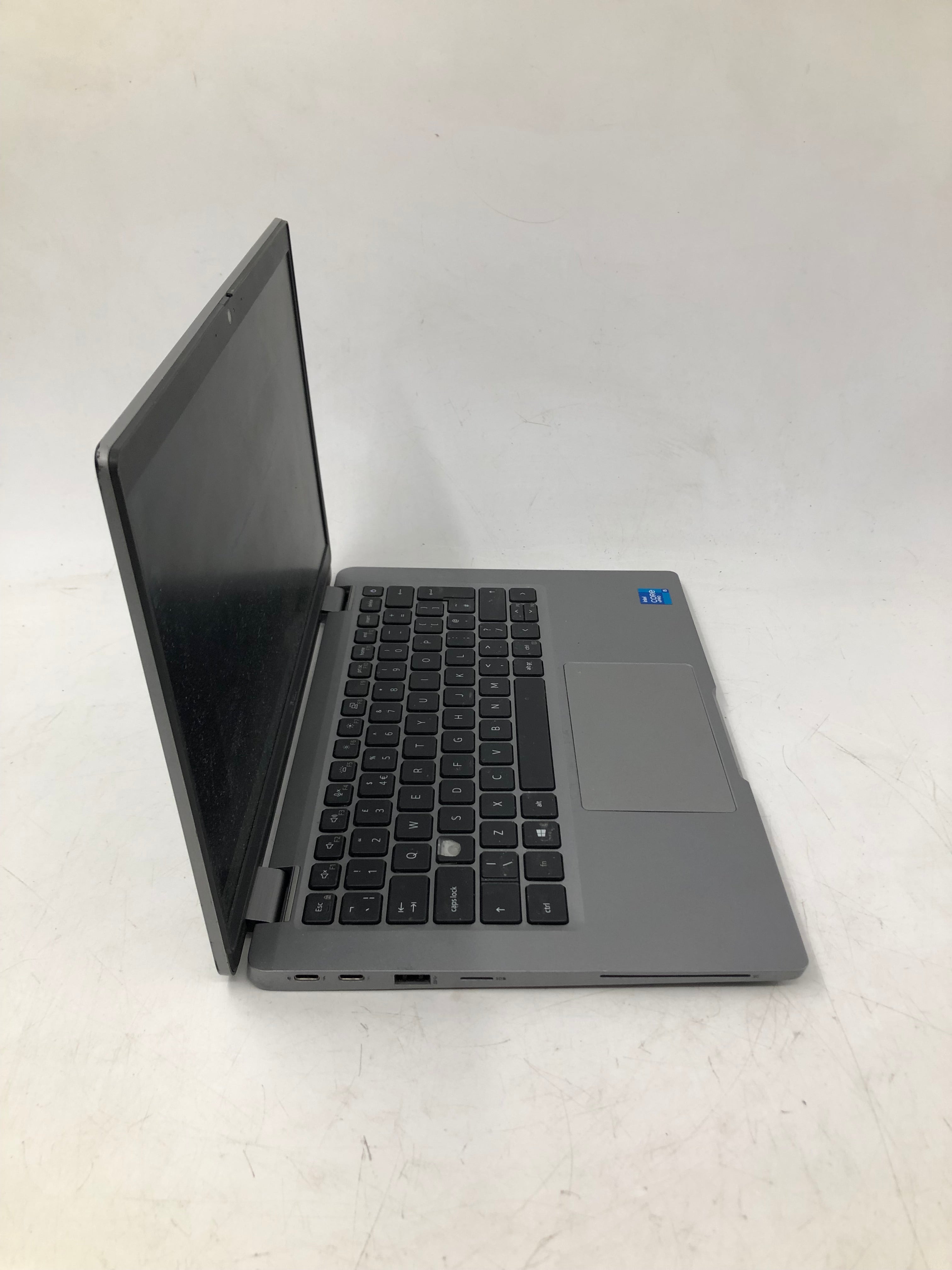Dell Latitude 5320 13" Screen i5 11th Gen 8GB RAM 256GB SSD W11