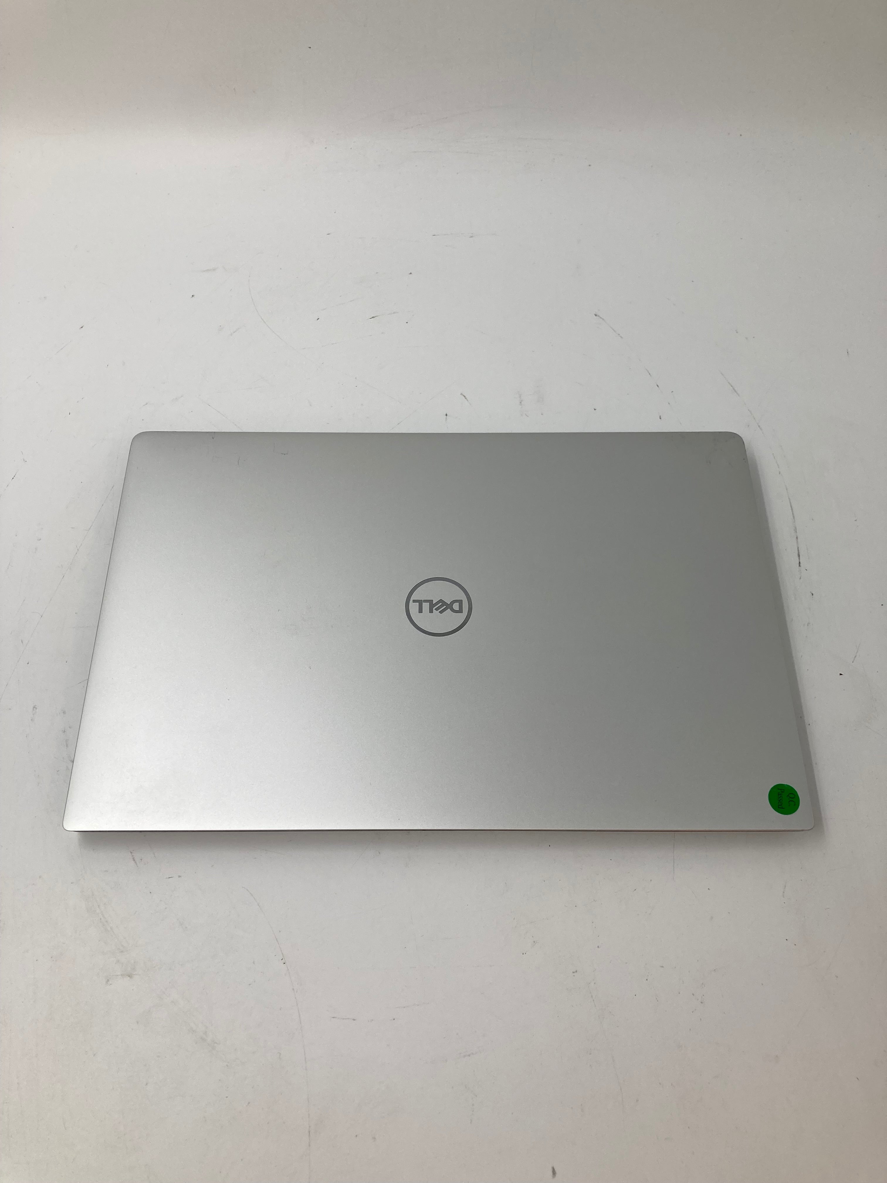 DELL XPS 13 7390, TOP VIEW, DELL LOGO