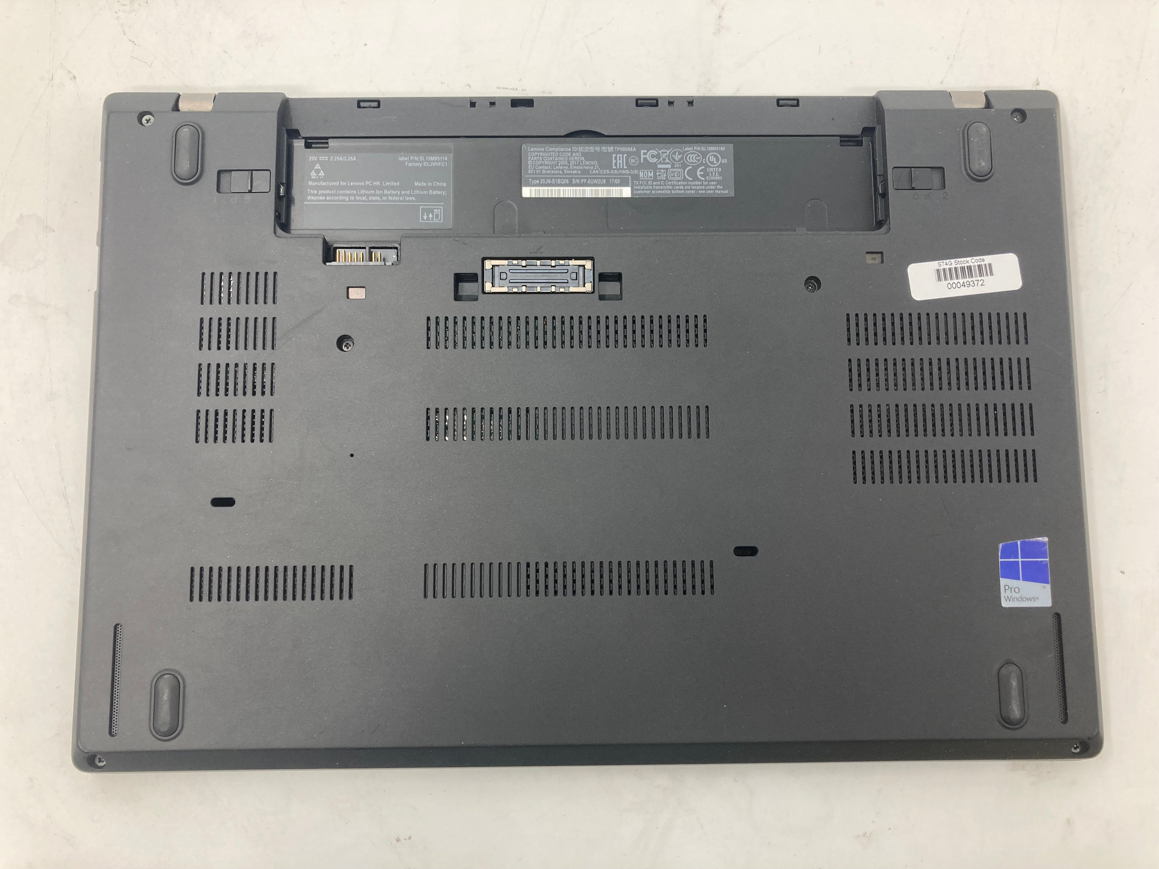 Lenovo ThinkPad T470 14" Screen i5 6th Gen 8GB  RAM 128GB SSD Win 10