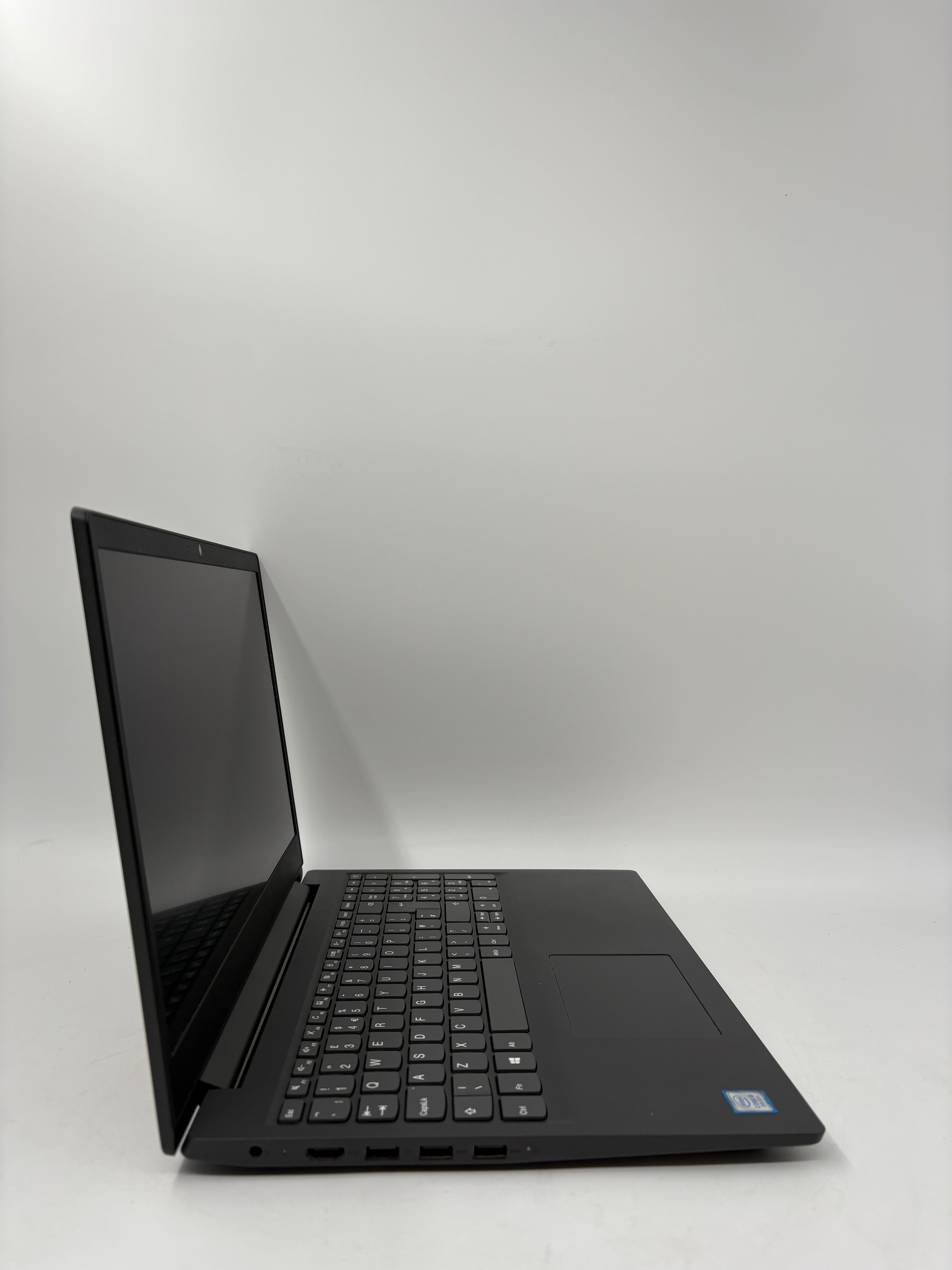 Lenovo Laptop V15-IWL 15.6" Screen i5 8th Gen 8GB RAM 512GB SSD W11