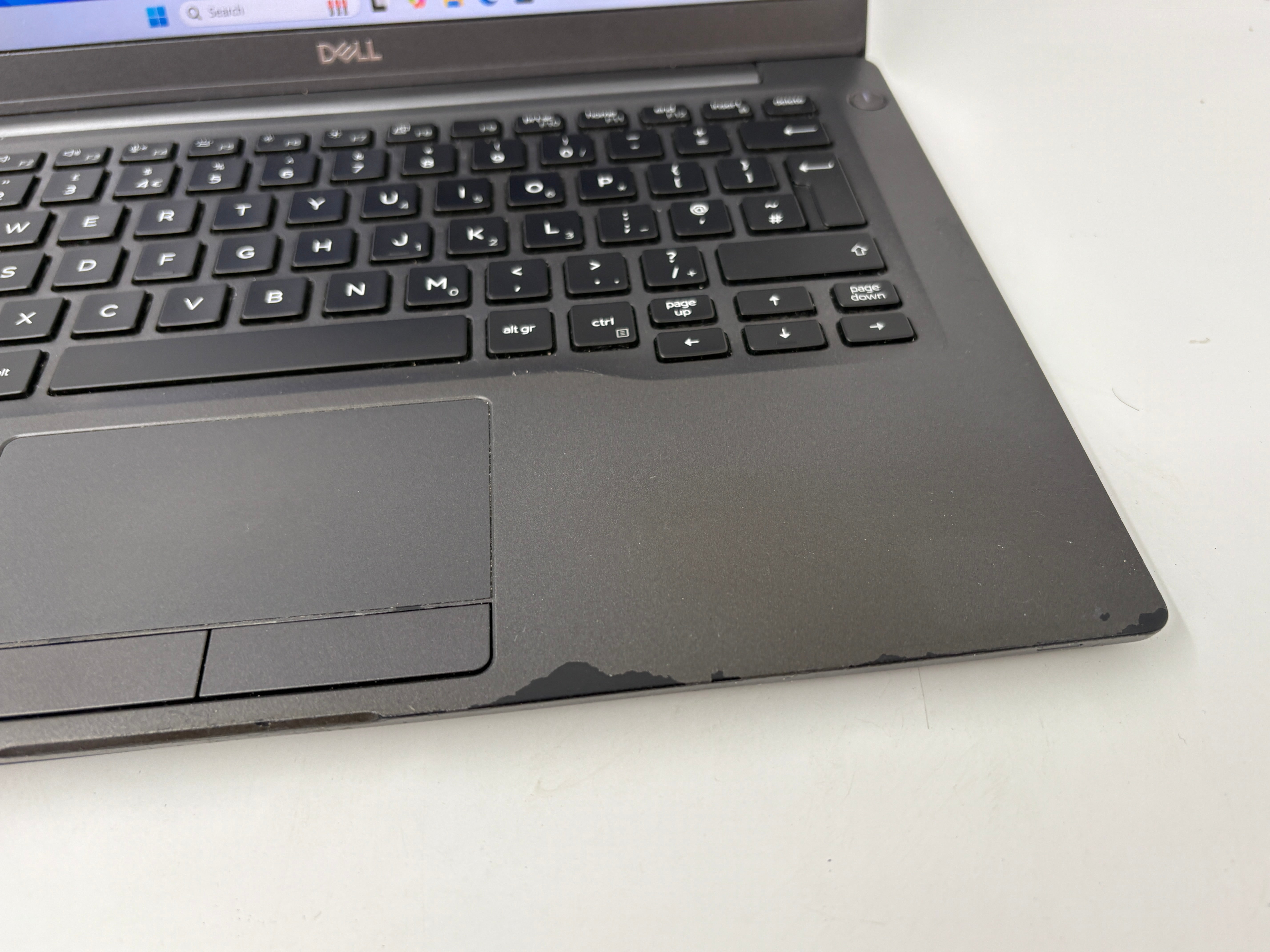 Dell Laptop Latitude 7400 14" Screen i7 8th Gen 8GB RAM 256GB SSD W11