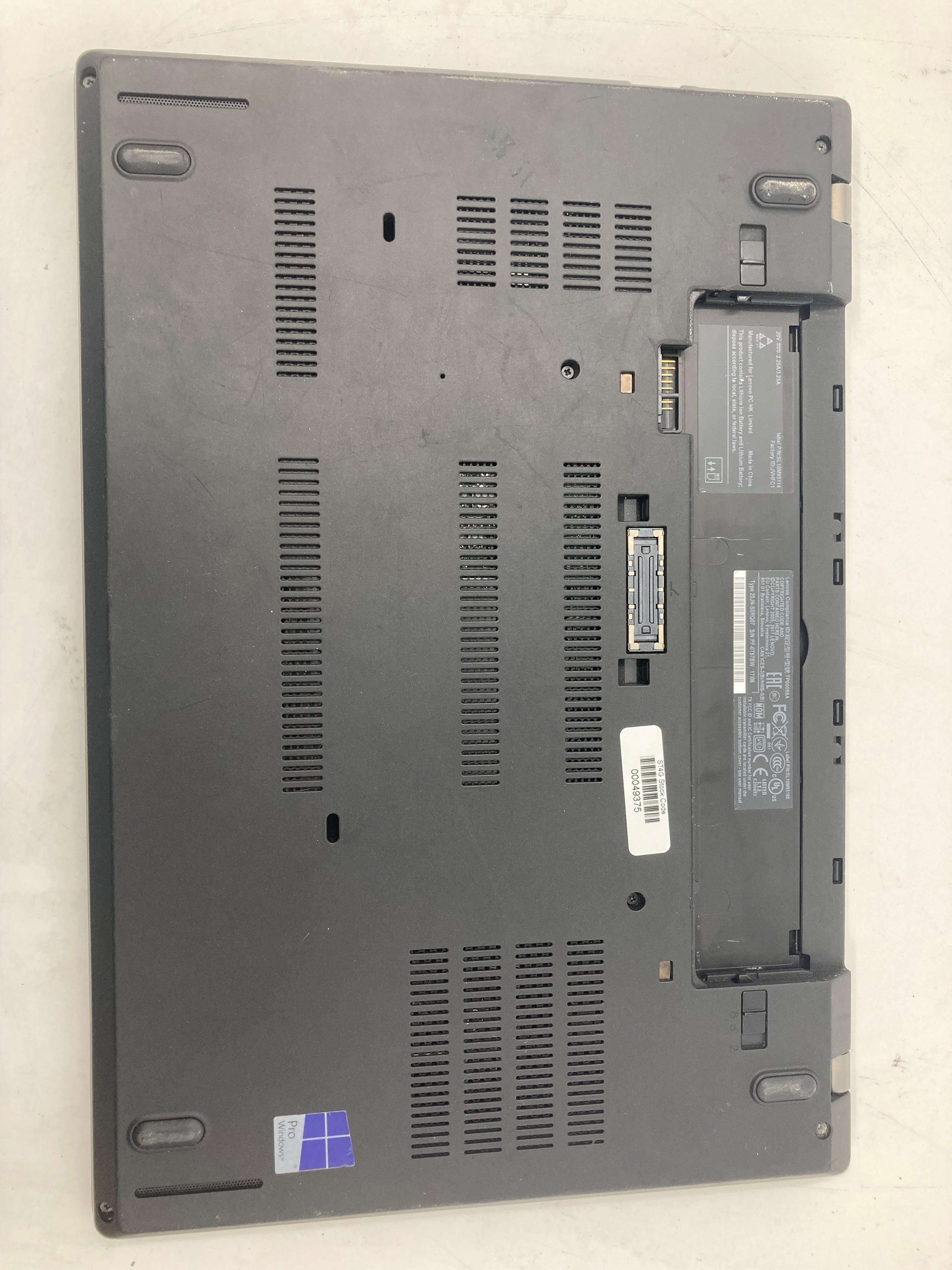 Lenovo ThinkPad T470 14" Screen i5 6th Gen 8GB  RAM 128GB SSD Win 10 #2
