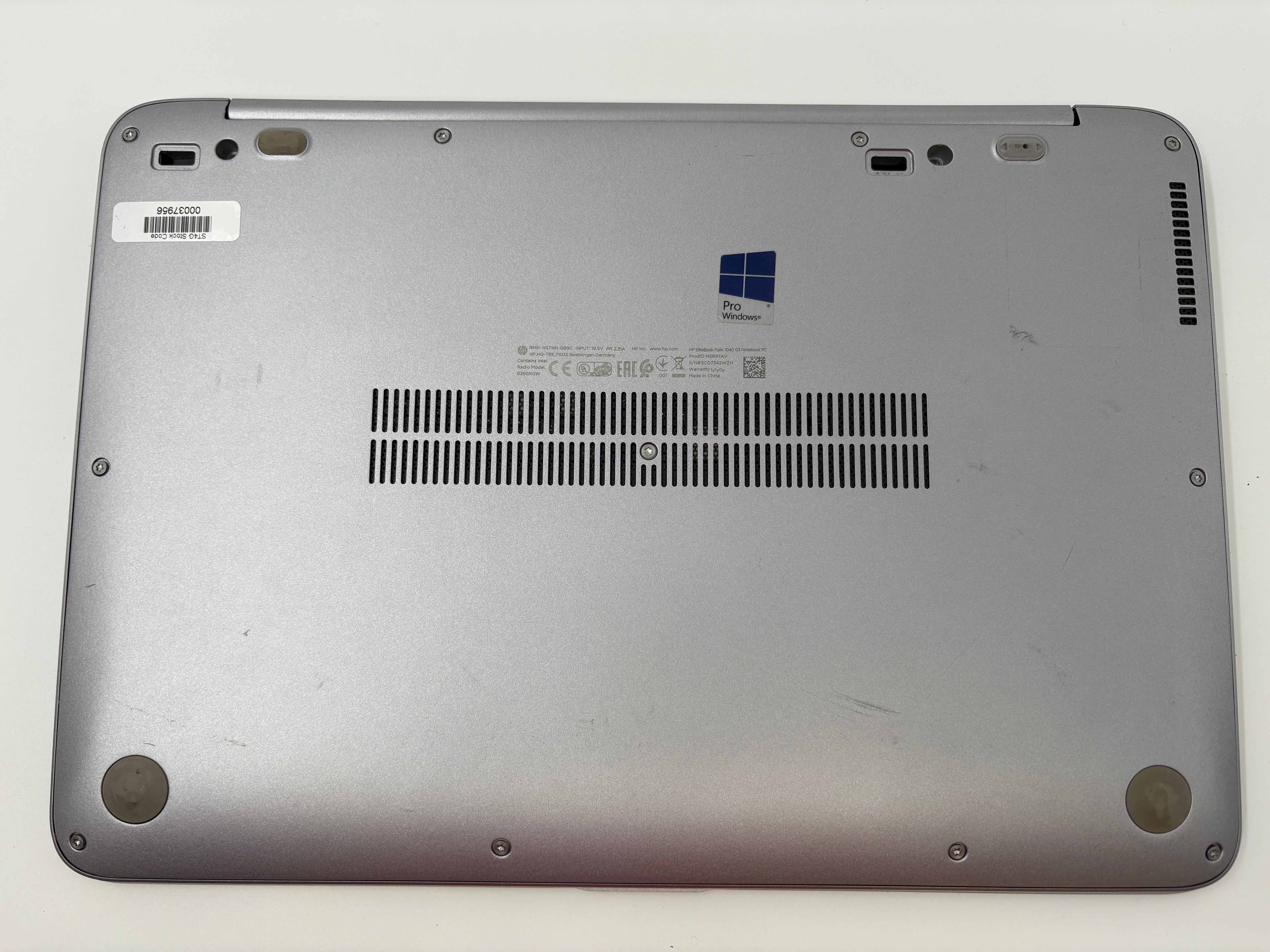 HP Laptop EliteBook Folio 1040 G4 14" i5 6th Gen 8GB RAM 256GB SSD W10