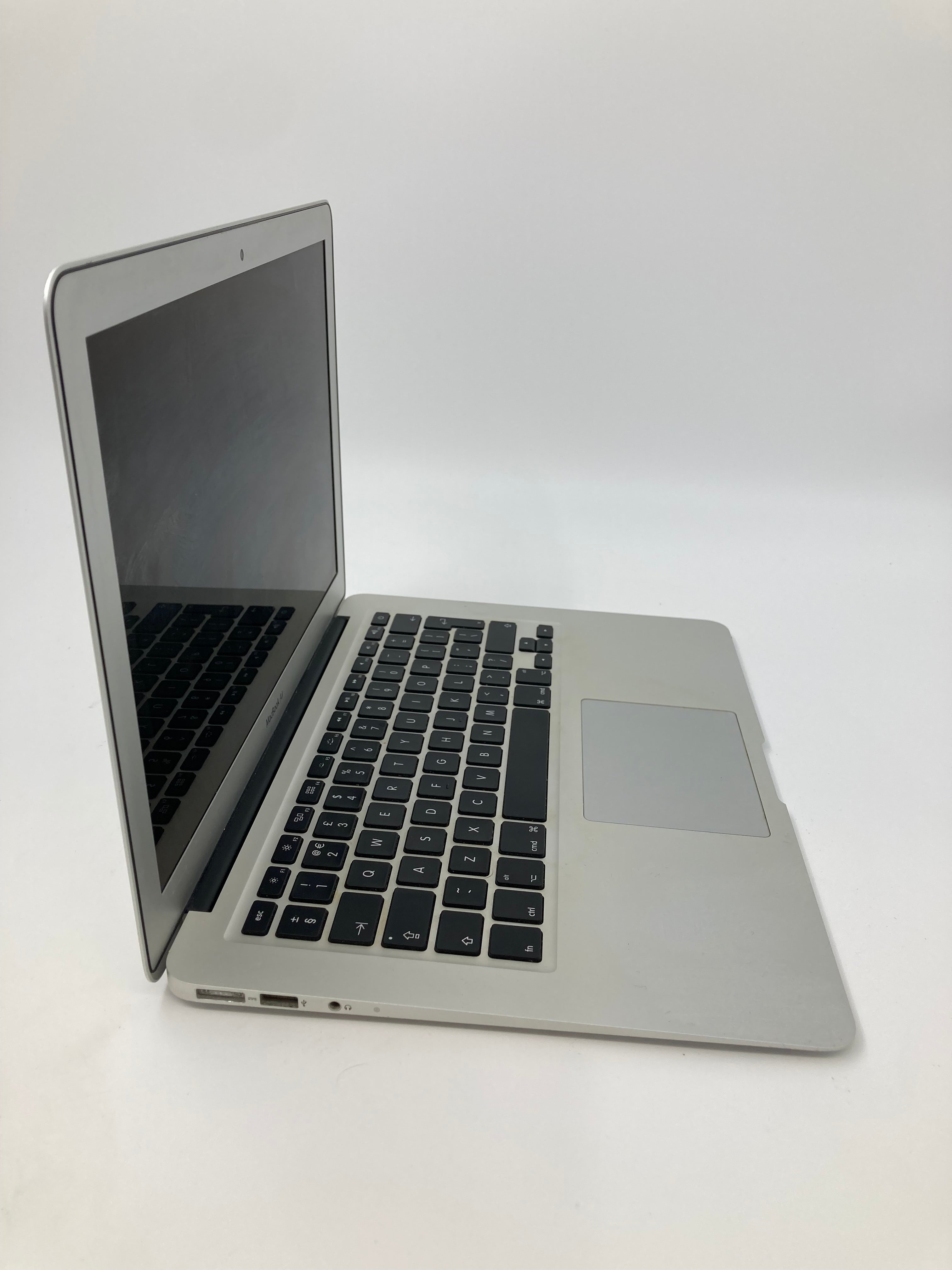 Apple MacBook Air 2012 13" Screen i5 3rd Gen 8GB RAM No SSD No OS *Spares*