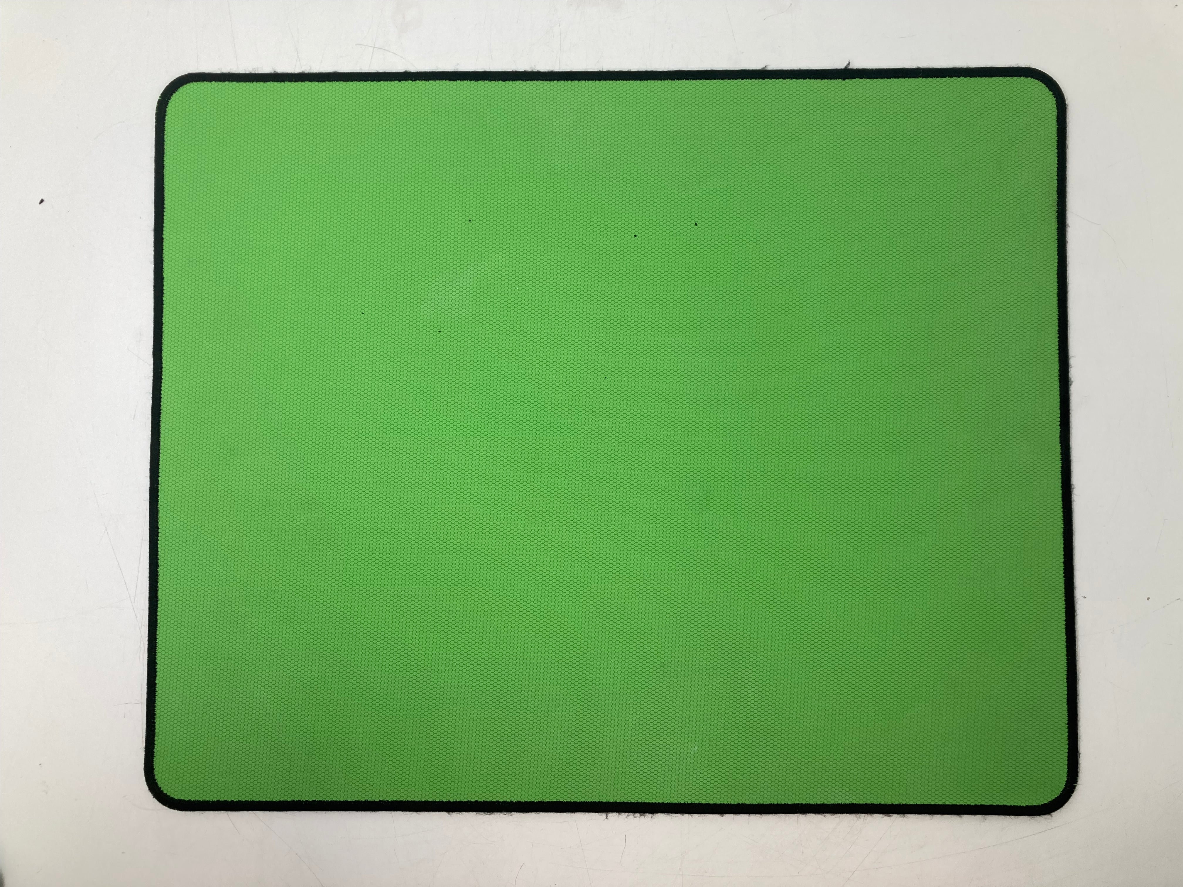 Batch of 50 Razer Mousepad 355 x 255mm | Refurbished Gaming Mat
