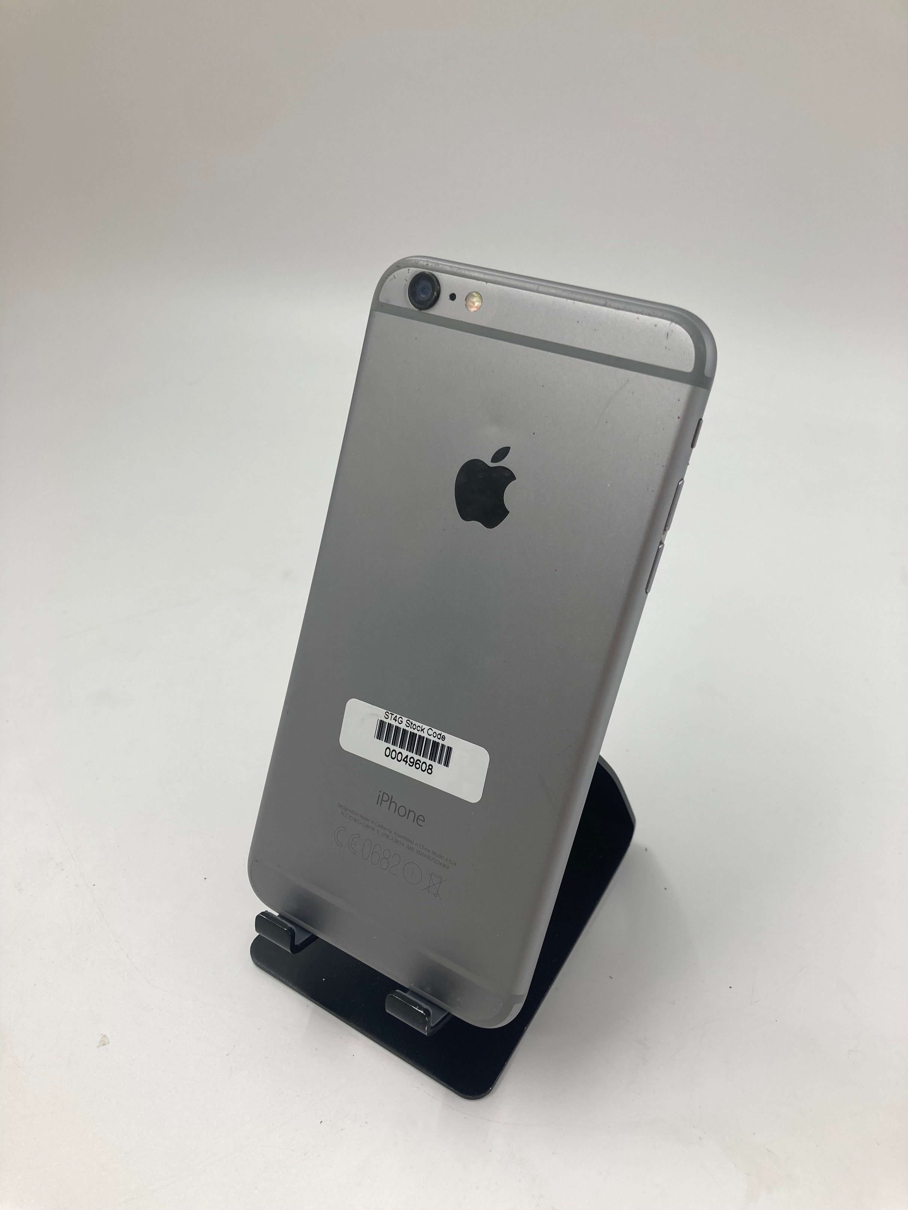 iPhone 6 Plus 7 8 16GB 32GB 64GB Black Silver Lot of 4 *Spares*