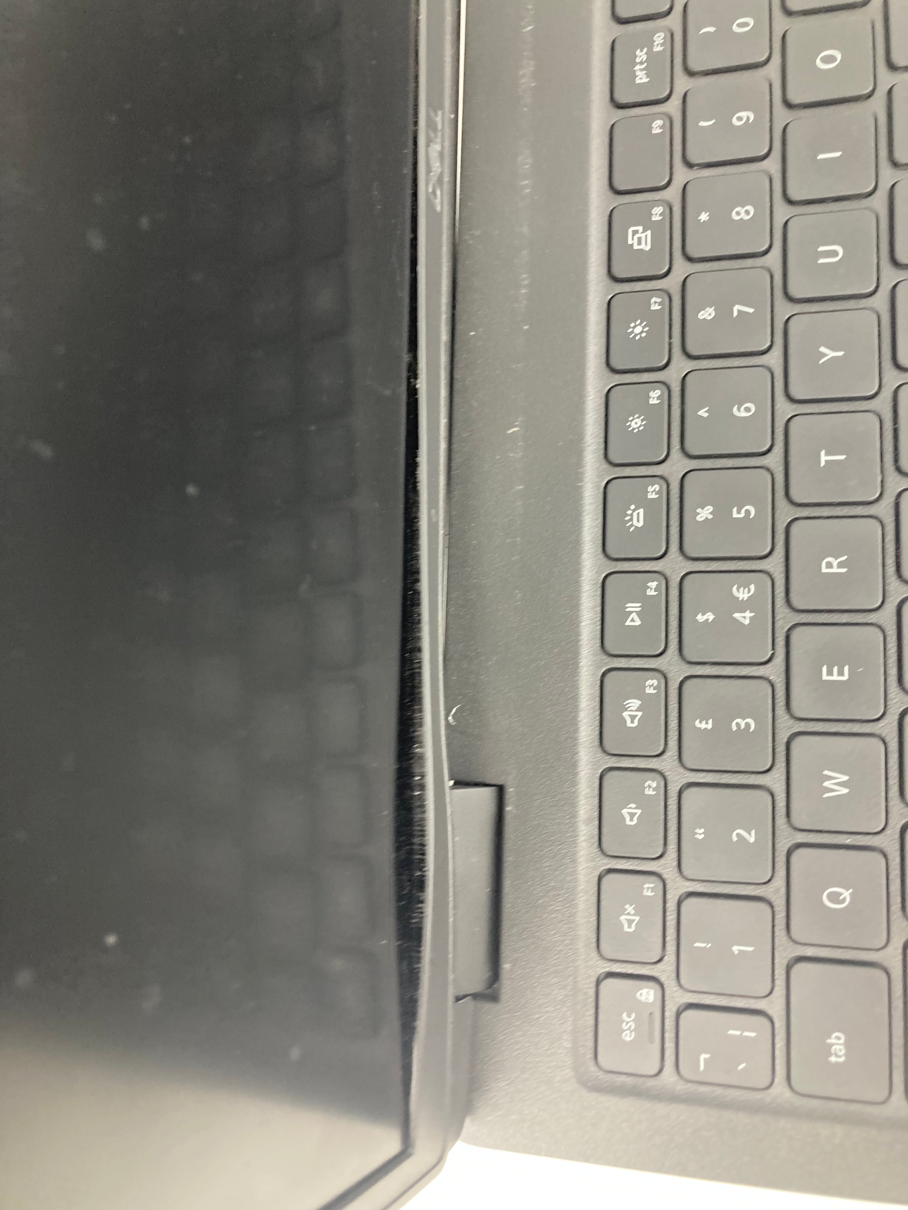 Dell Latitude 3520 15" Screen i3 11th Gen 8GB RAM No SSD No OS *Spares*