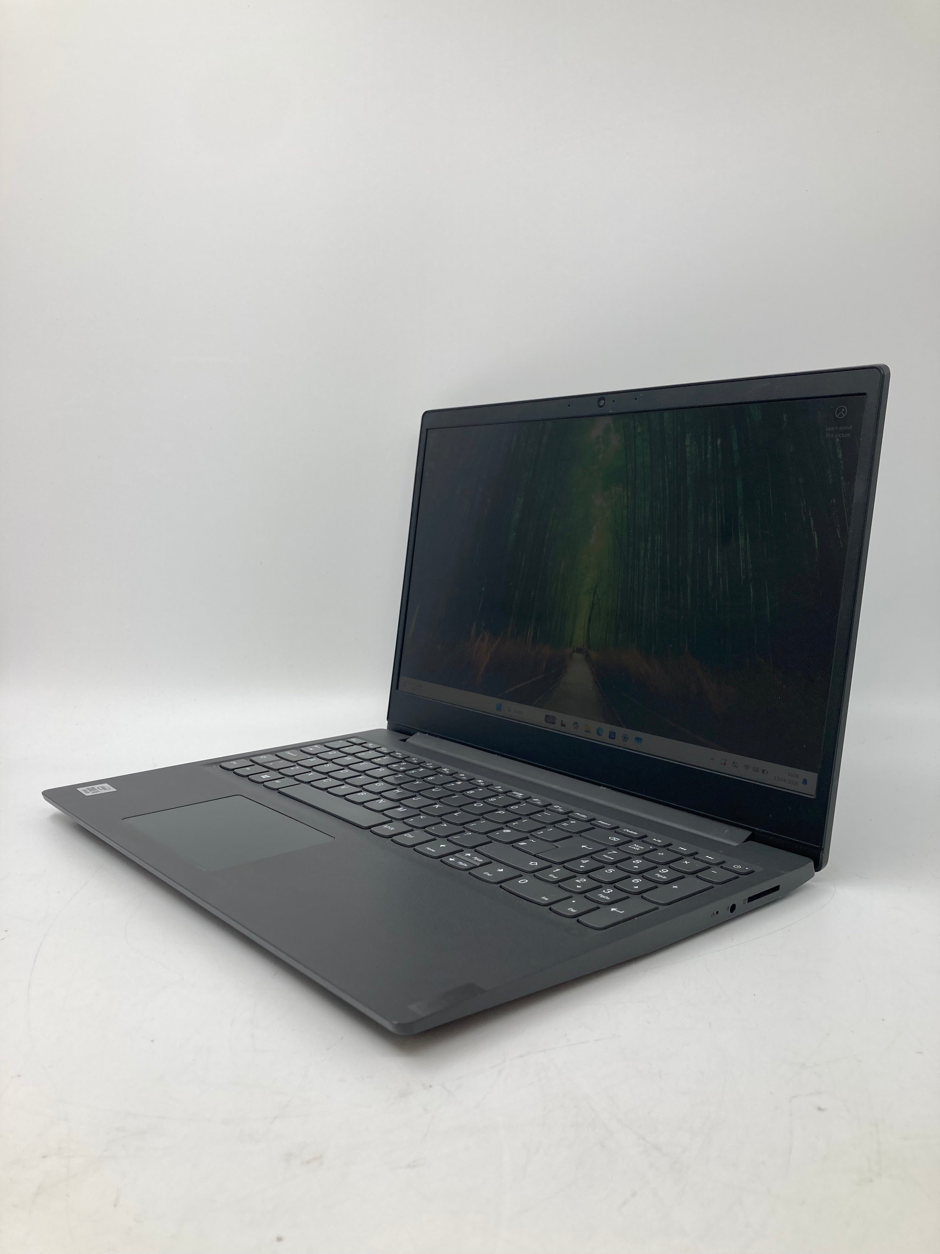 Lenovo V15-IIL | 15.6" FHD | i5 10th Gen CPU | 20GB RAM | 256GB SSD | W11 | Grade B