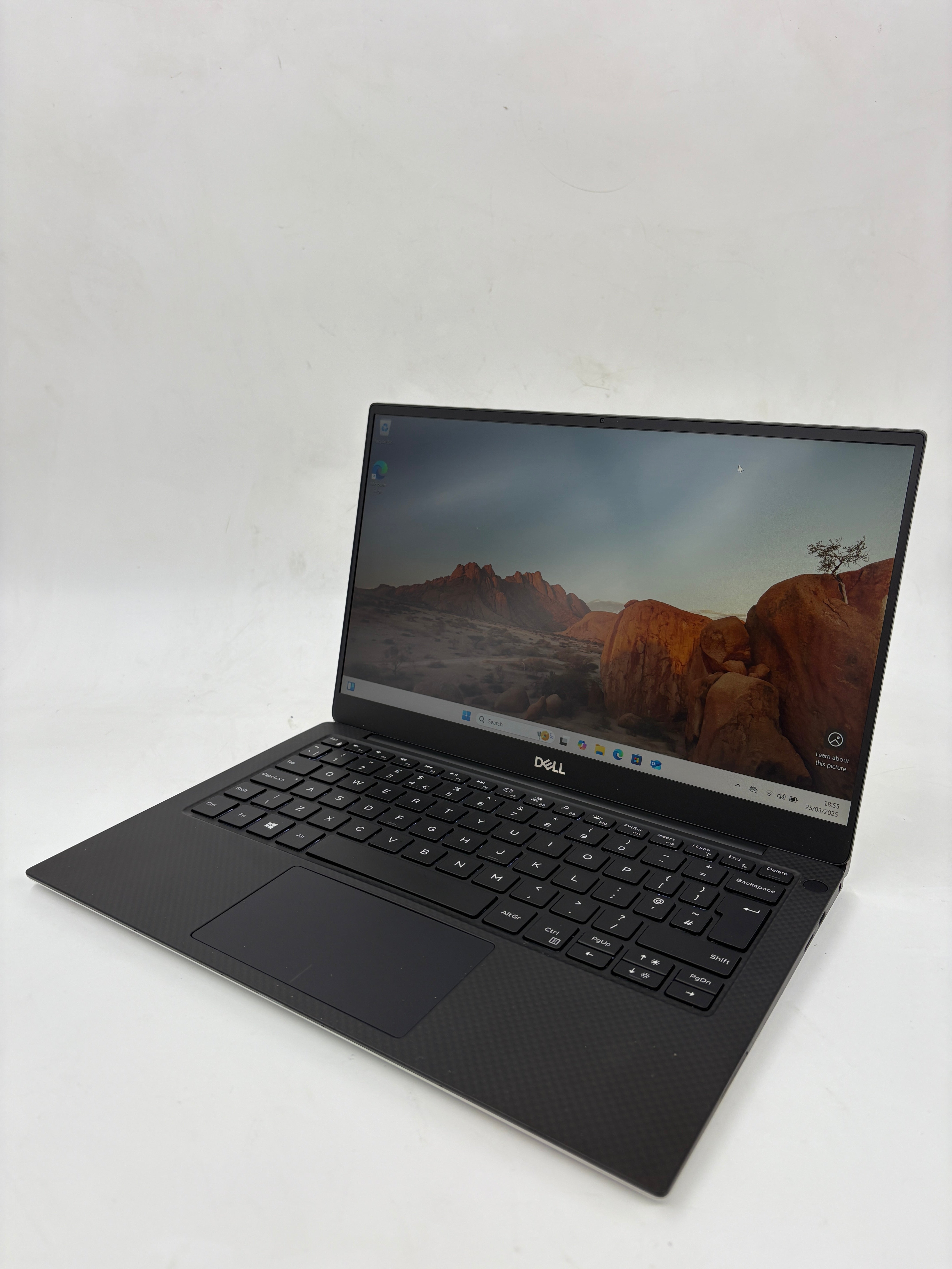 Dell Laptop XPS 7390 13.3" Screen i7 10th Gen 512GB SSD 16GB RAM W11 Pro