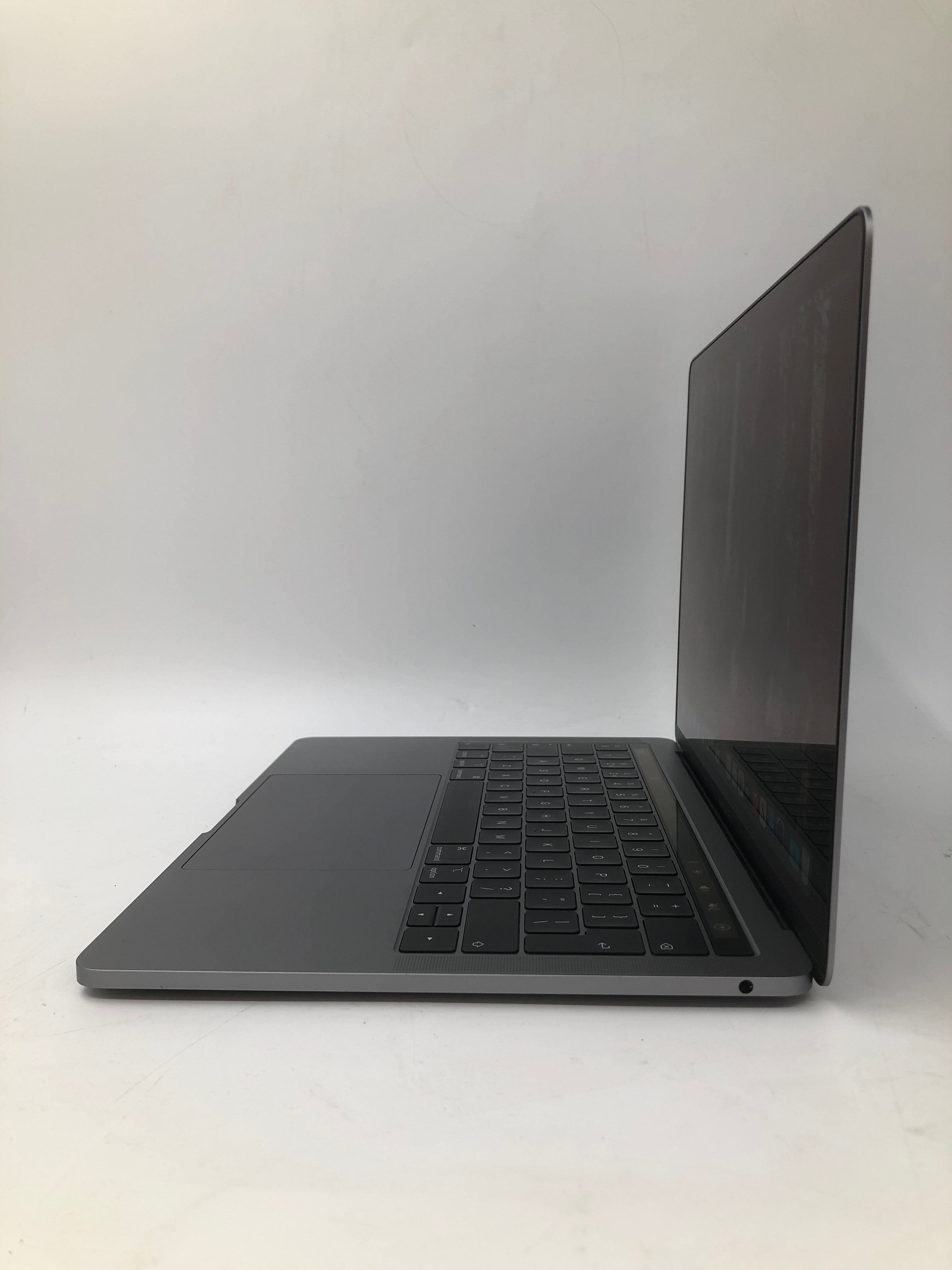 Apple MacBook Pro 2019 side view with headphone jack