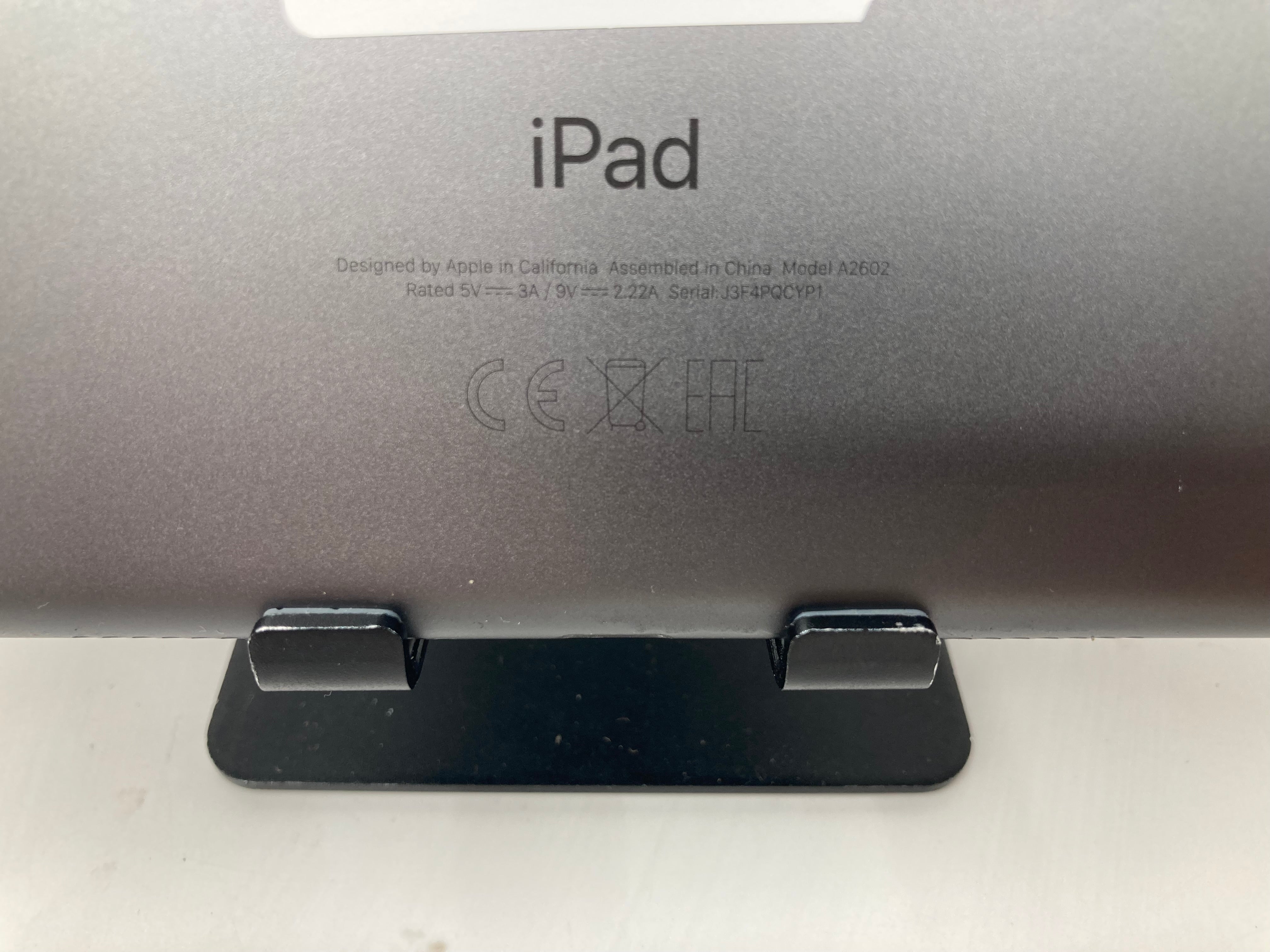 Apple iPad A2602 9th Gen 64GB Space Grey Unlocked *Spares*