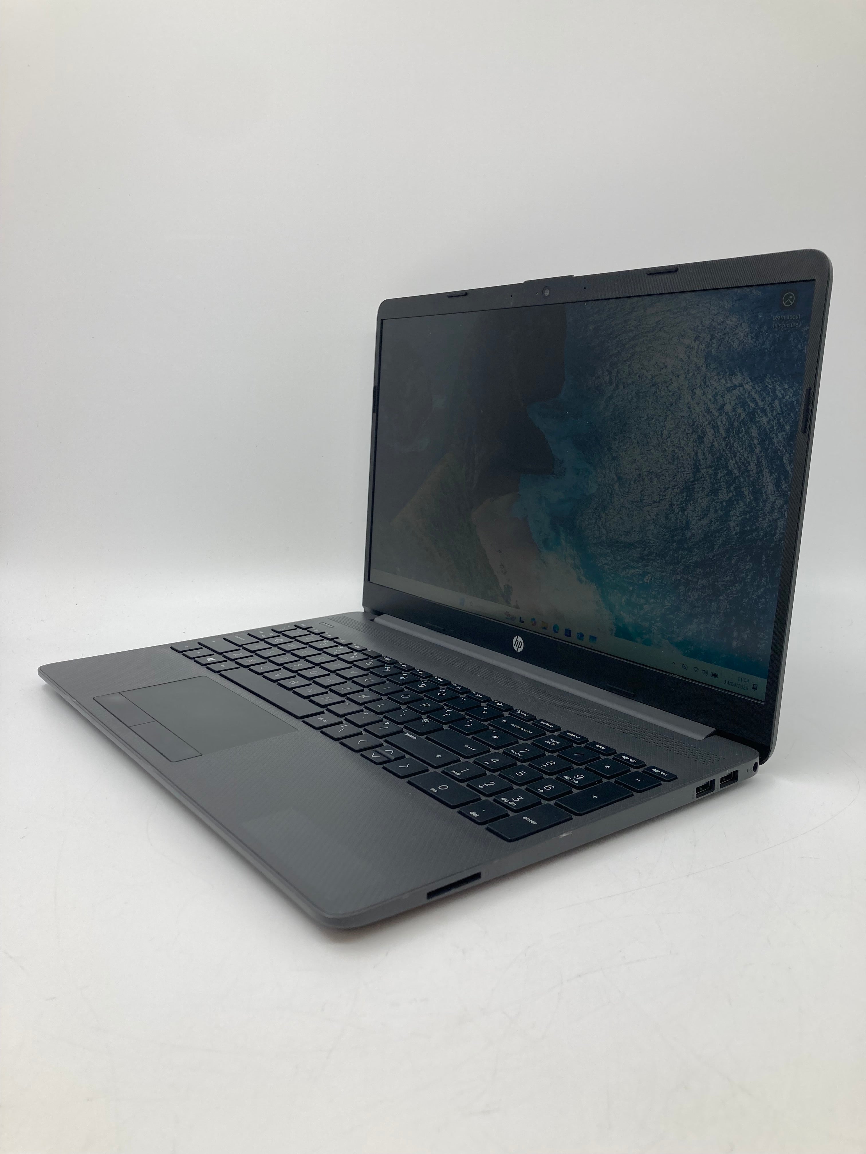HP 255 G8 NoteBook PC | 15.6" FHD | AMD Ryzen 5 3500U | 8GB RAM | 256GB SSD | W11 Pro