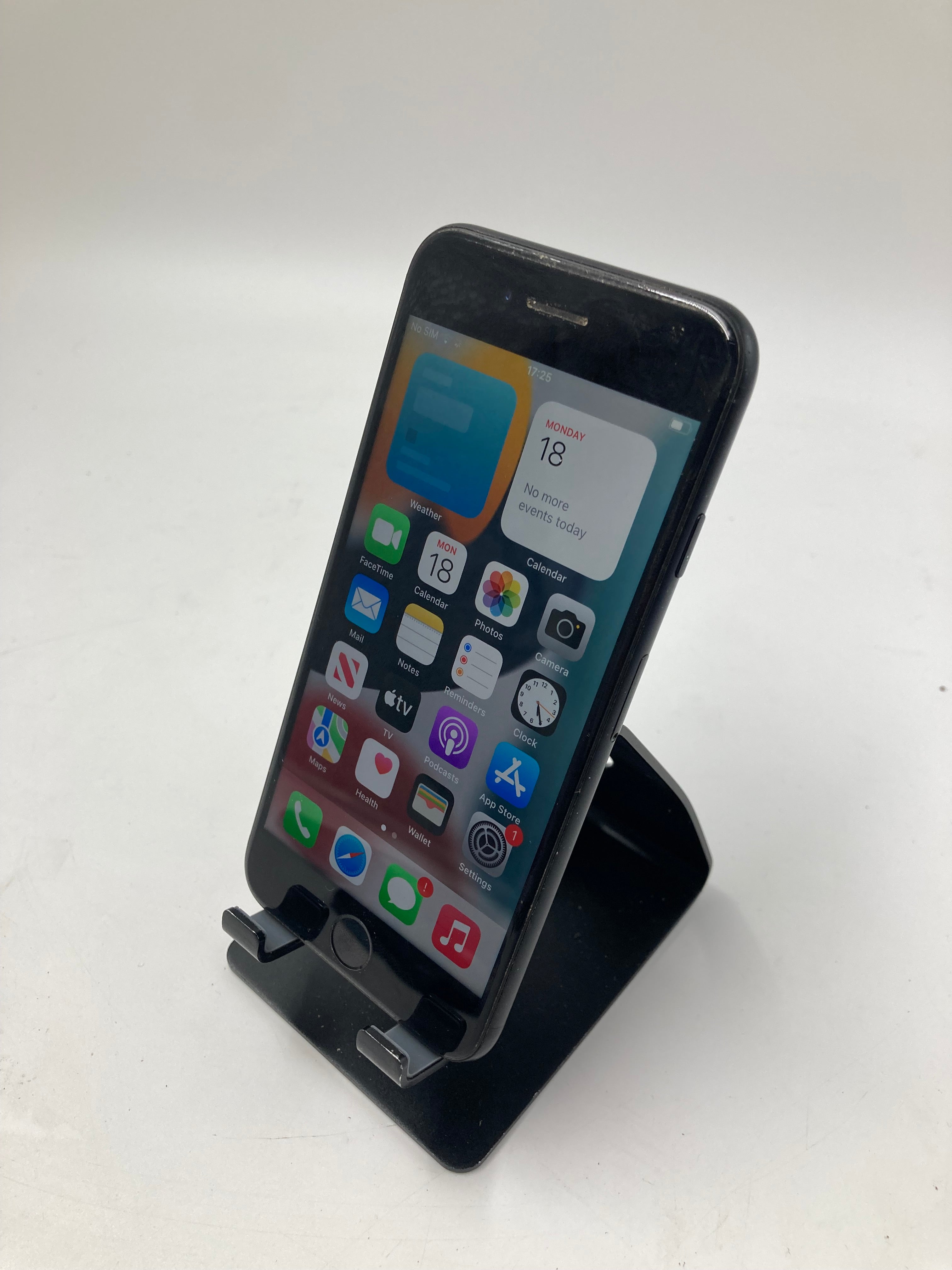 Apple iPhone 7 A1778 8 A1905 32GB 64GB Black Grey Lot of 6