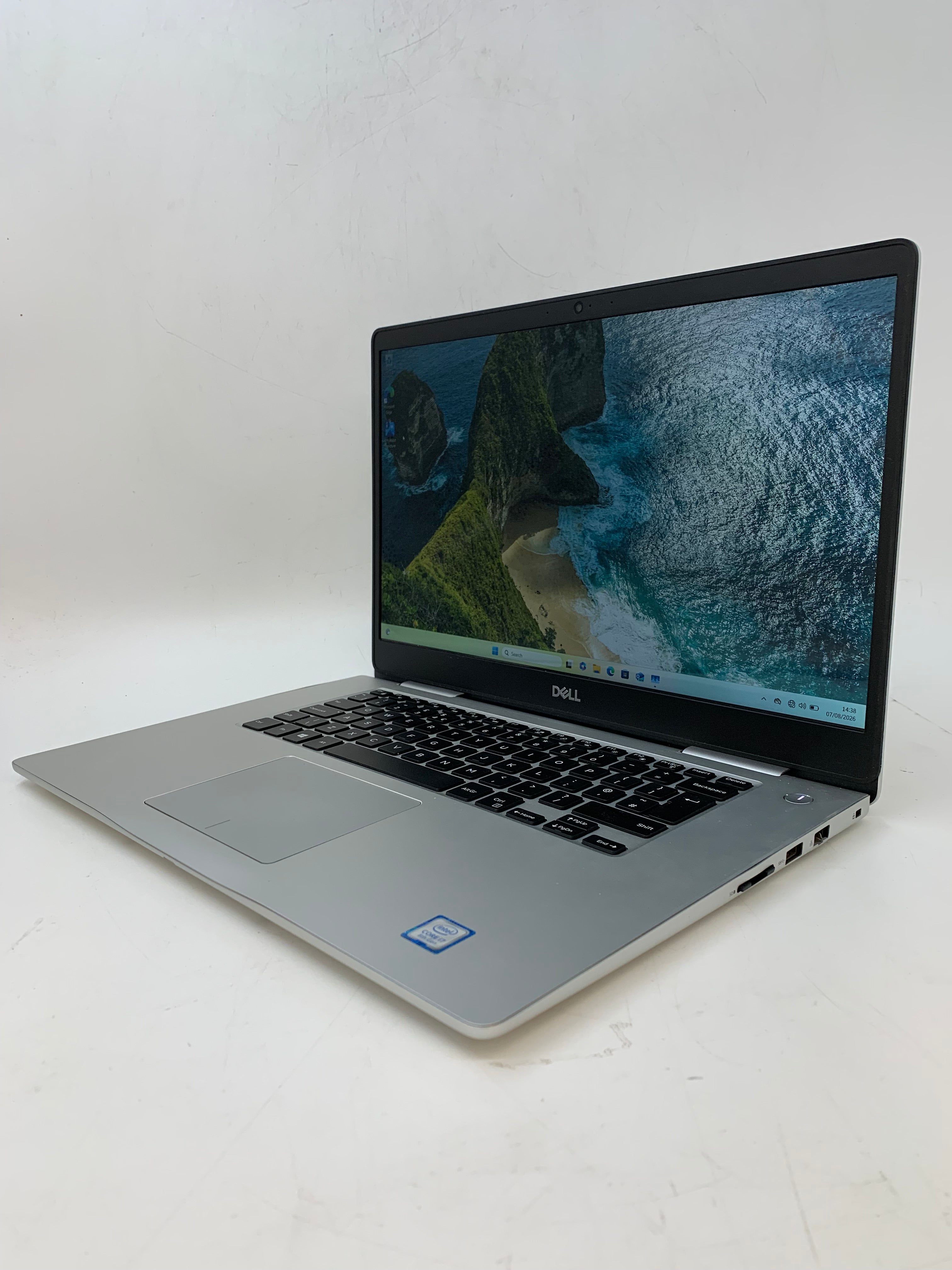 Dell Inspiron 7570 | 15.6" FHD | i7 8th Gen | 8GB RAM | 256GBSSD + 1TB HDD | W11 Pro