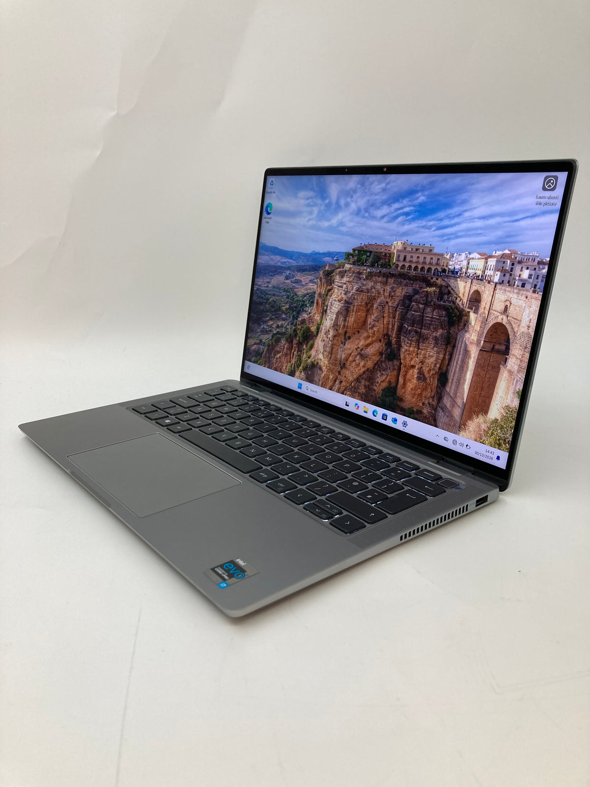 Dell Latitude 9420 | 14" QHD+ Touch | i7 11th Gen | 16GB RAM | 256GB SSD | W11 Pro
