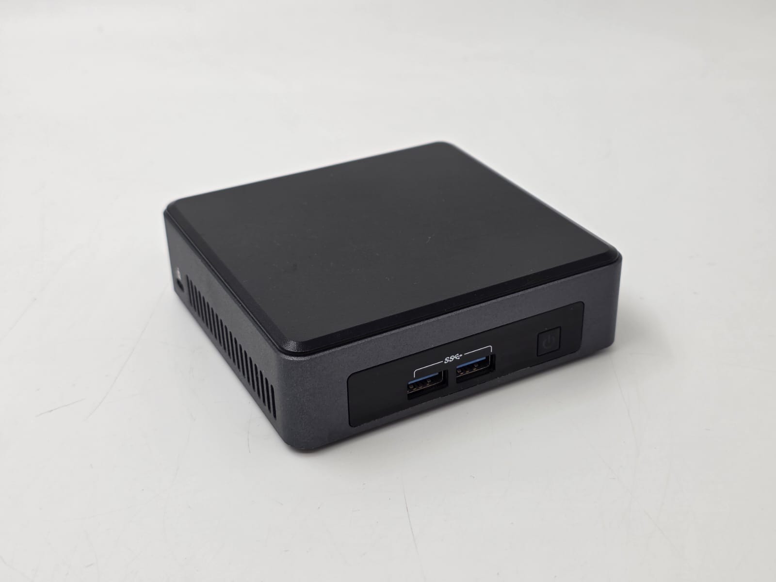 Intel Mini PC NUC | i5 7th Gen | 8GB RAM | 256GB SSD | W11 Pro | NUC7i5DNK