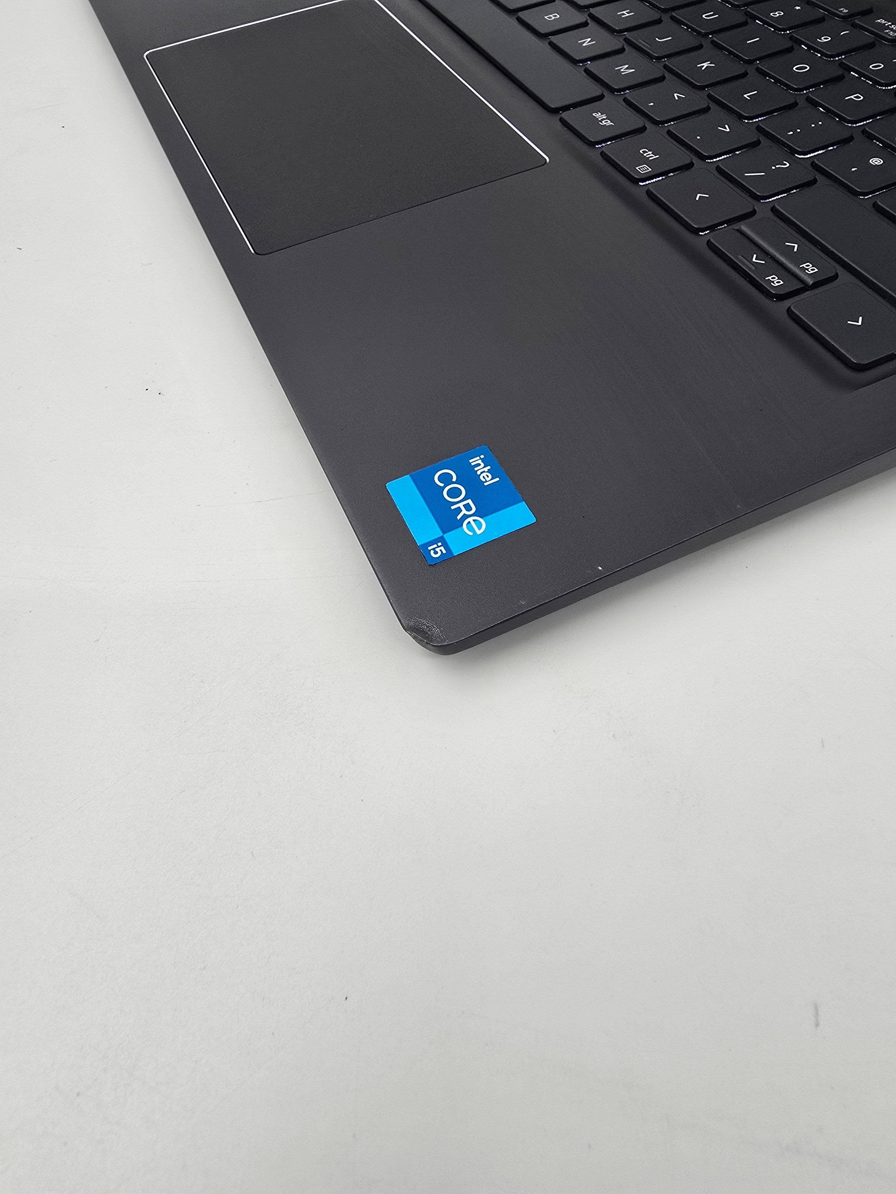 Dell Vostro 14 5410 14" Screen i5 11th Gen 8GB RAM 256GB SSD W11