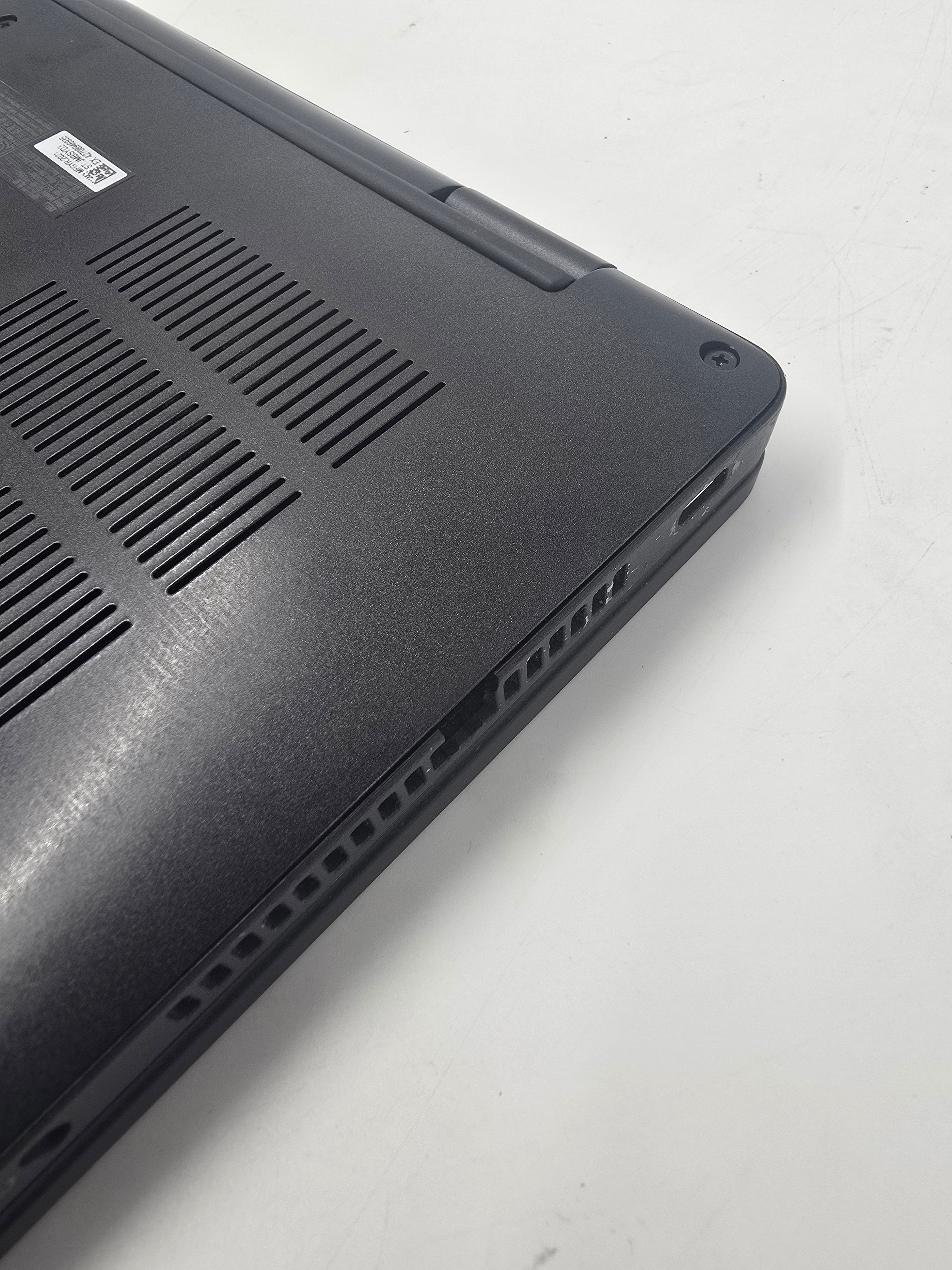 Dell Laptop Latitude 7420 14" Screen i7 11th Gen 16GB RAM 512GB SSD W11