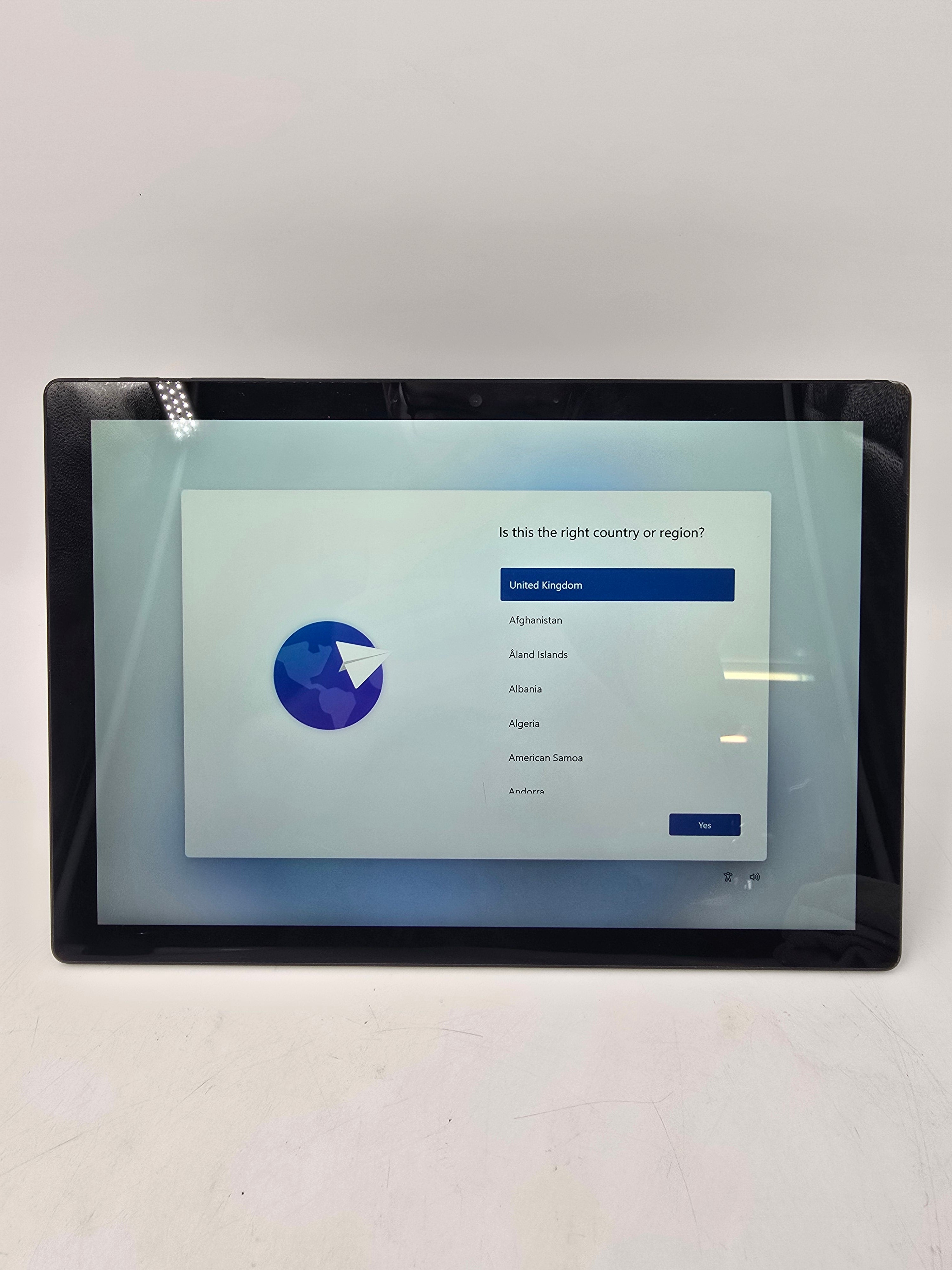 Microsoft Surface Pro 7 12.3" TouchScreen i7 10th Gen 16GB RAM 256GB SSD W11