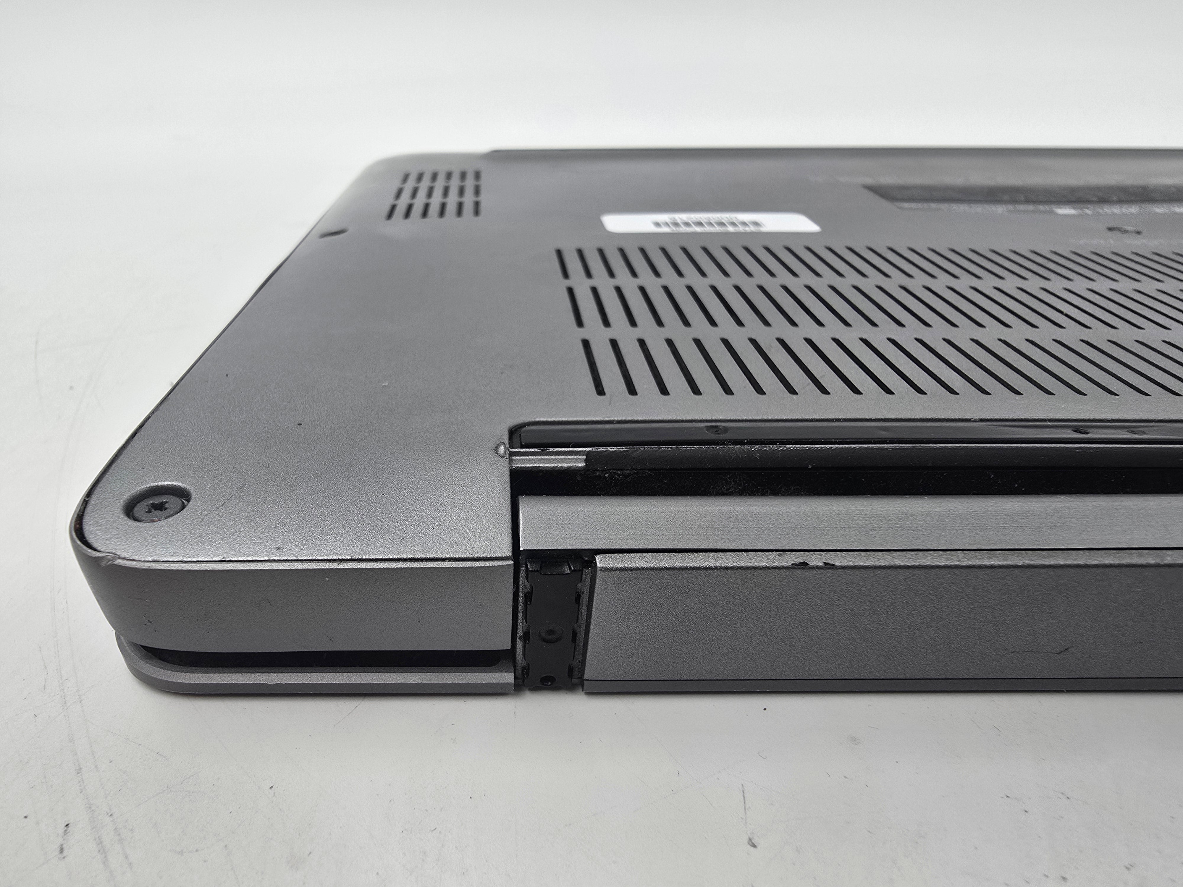 Dell Latitude 7300 13" Screen i5 8th Gen 8GB RAM 256GB SSD No OS *Spares*