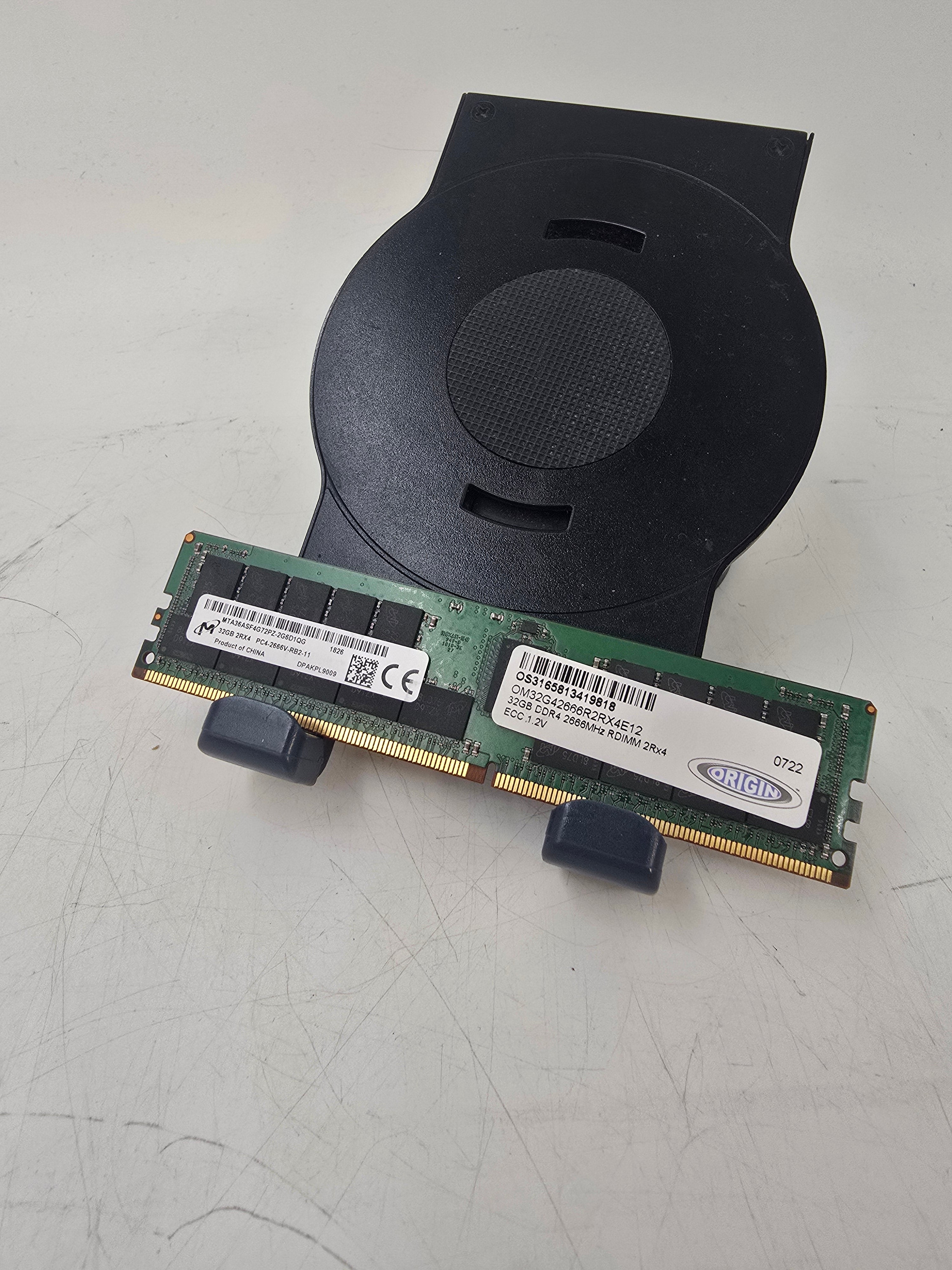 Micron Server Memory 384GB (12x 32GB DIMM) PC4-2666V 2Rx4 Server RAM