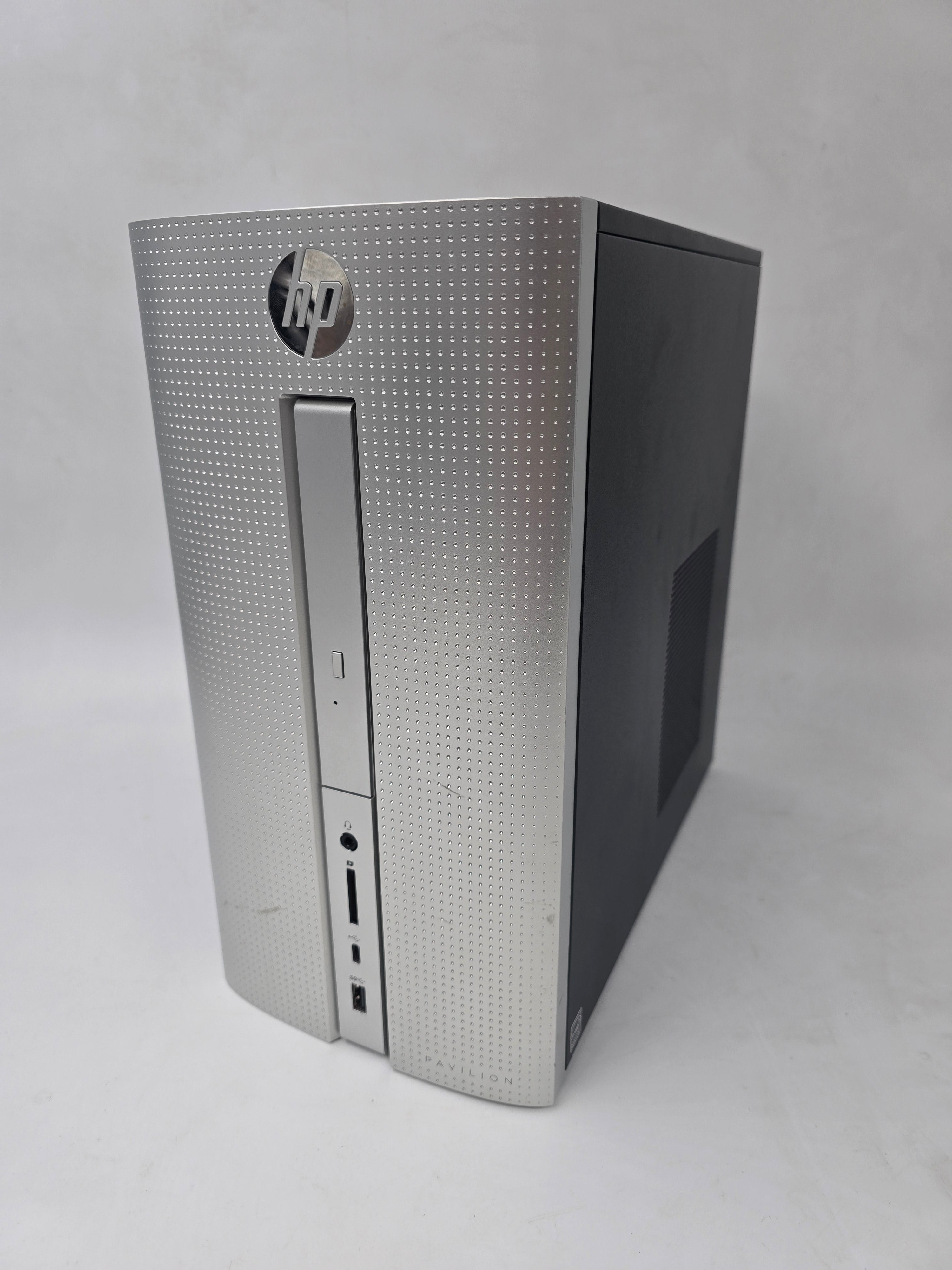 HP Pavilion Desktop PC 570-p0xx AMD A10 9700 8GB RAM No HDD No OS