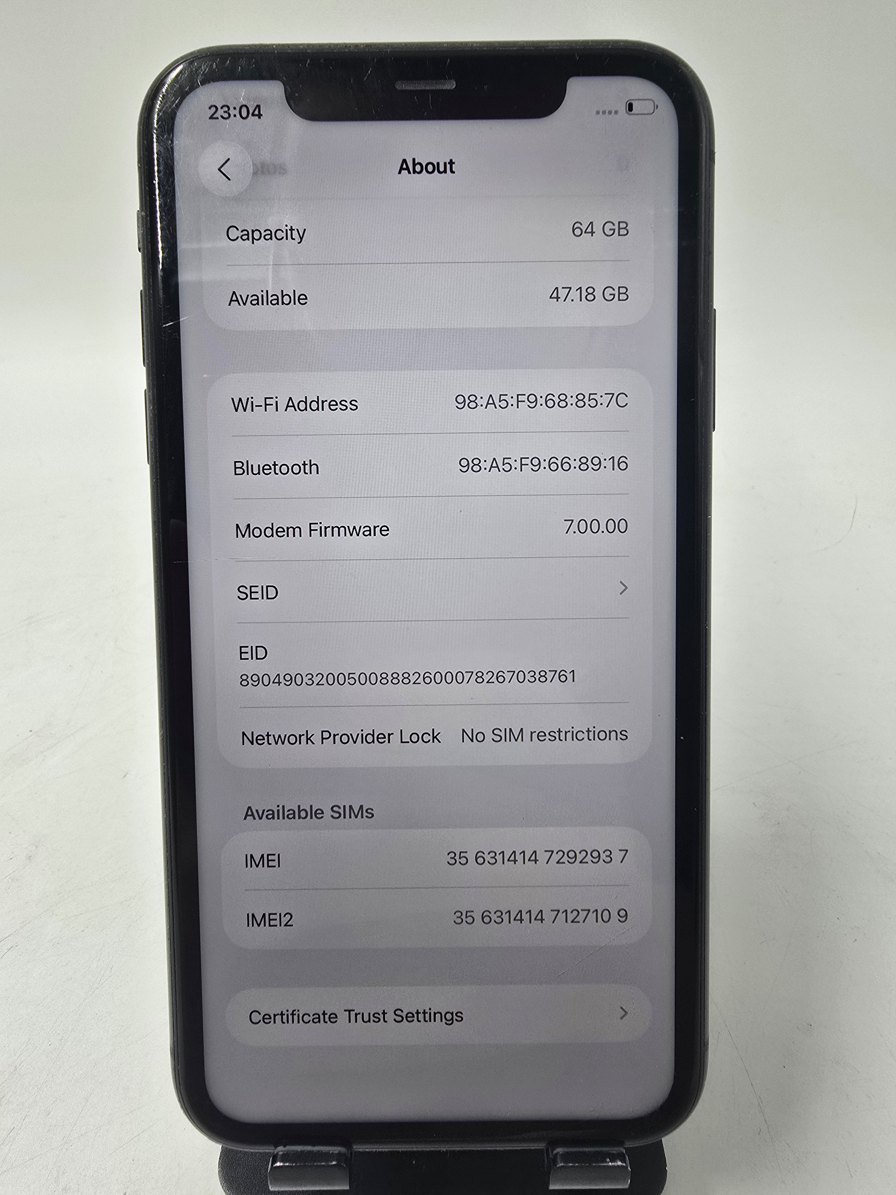 Apple iPhone 11 6.1" Screen 2019 64GB Storage Unlocked 86% Battery