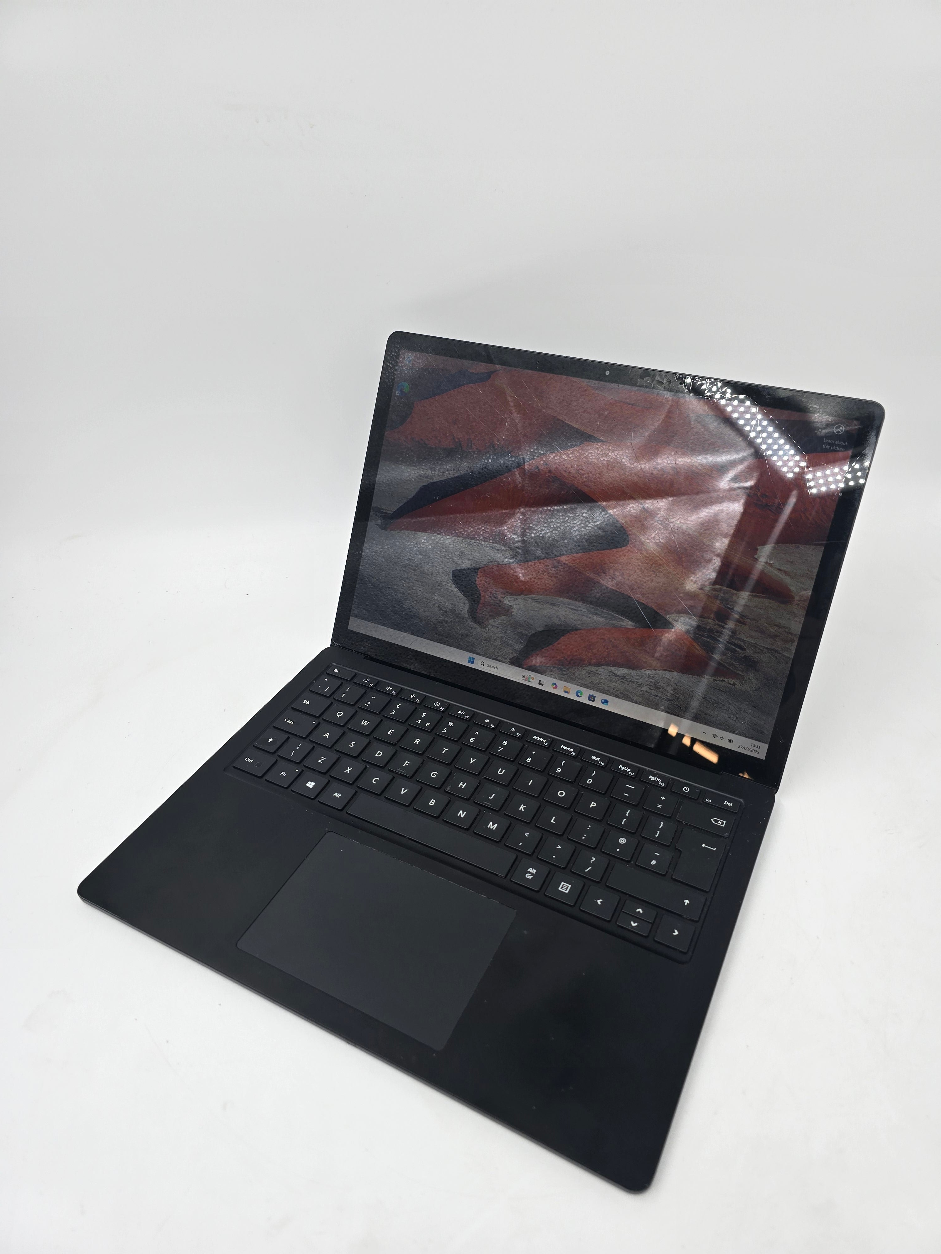 Microsoft Surface Laptop 3 13" i5 10th Gen 8GB RAM 256GB SSD W11 Spares #2