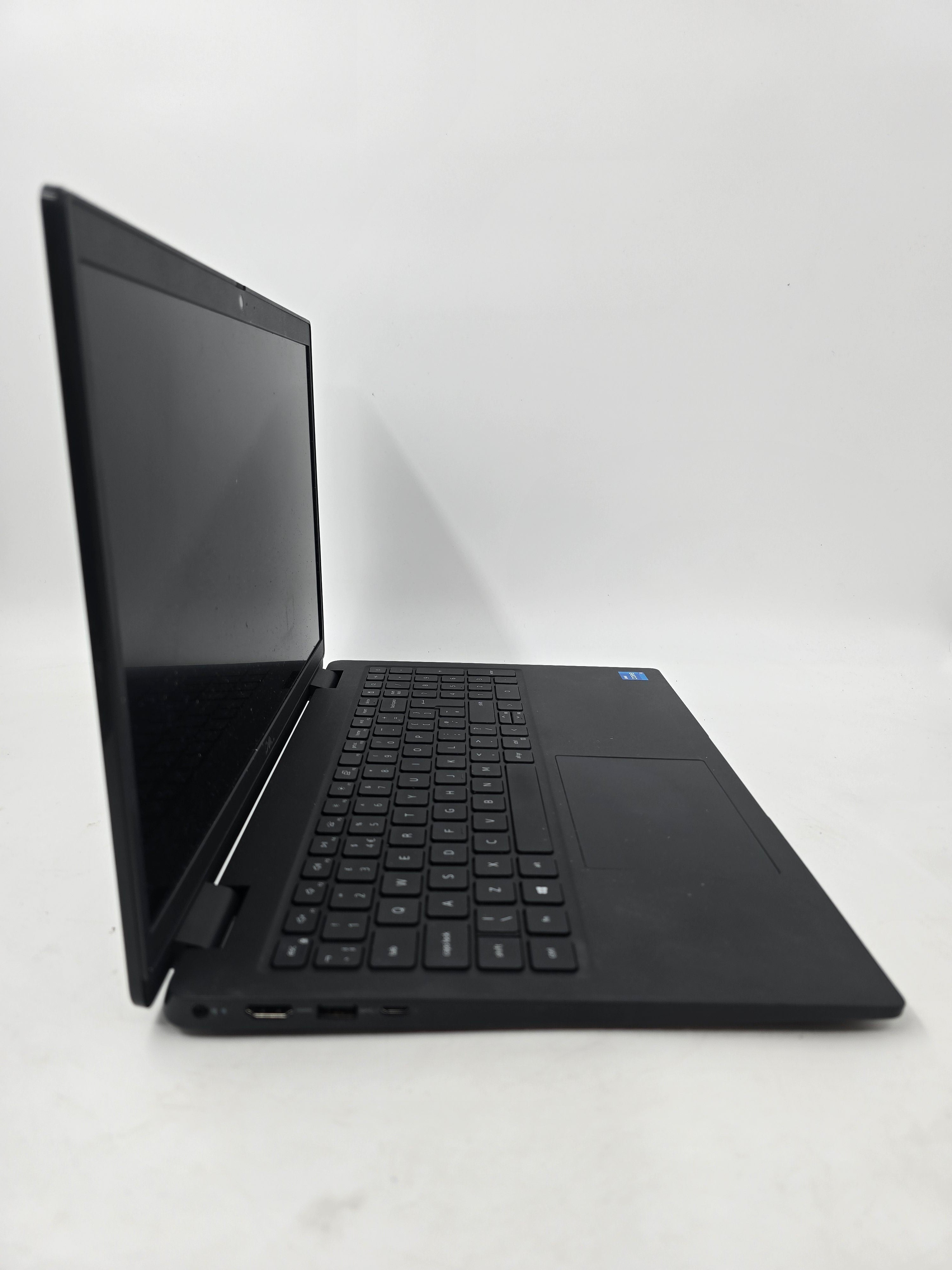 Dell Laptop Latitude 3520 15.6" i5 11th Gen No RAM No SSD No OS *Spares*
