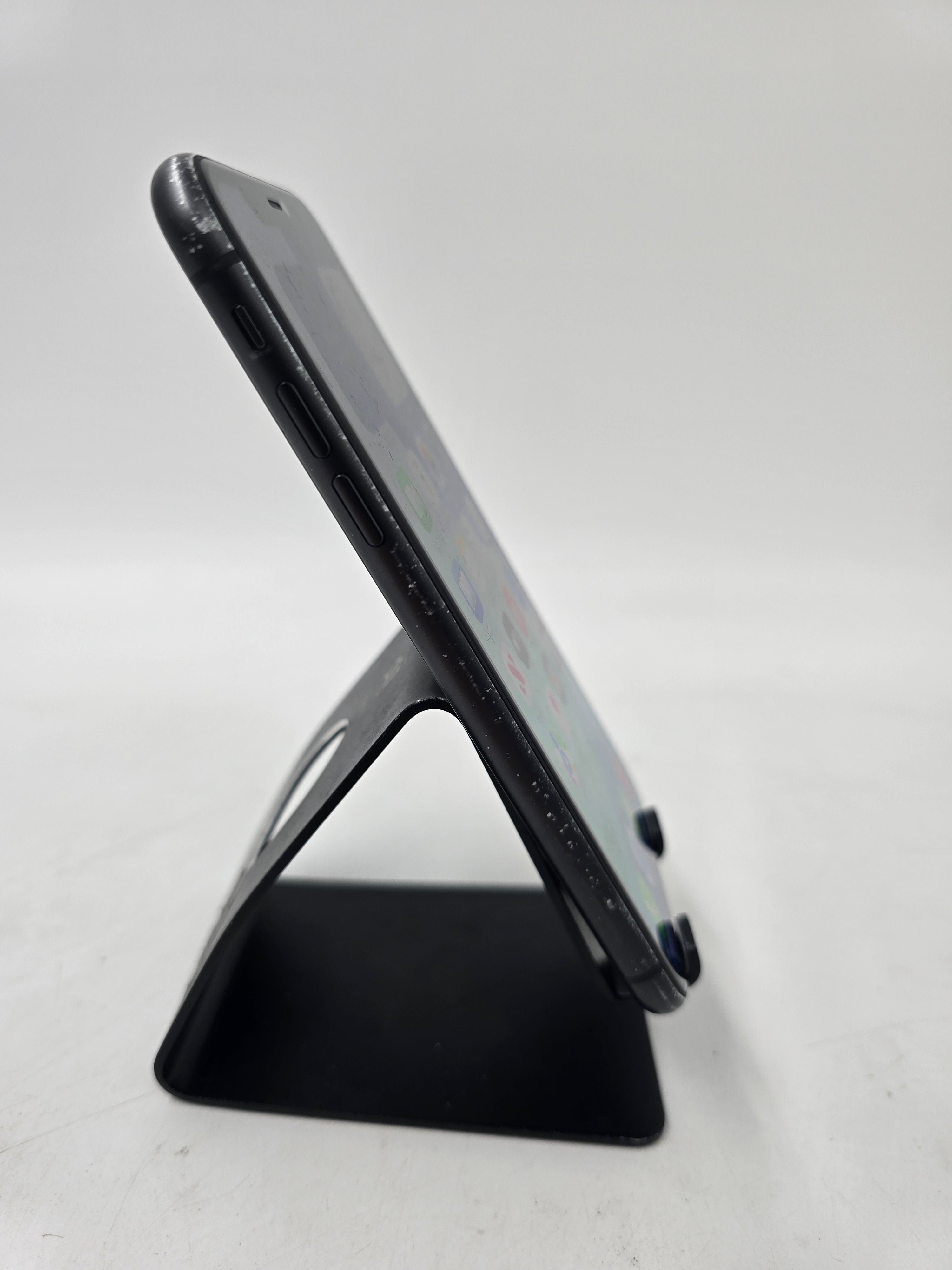 Apple iPhone 11 | 2019 | 6.1" Screen | 64GB Storage | Unlocked