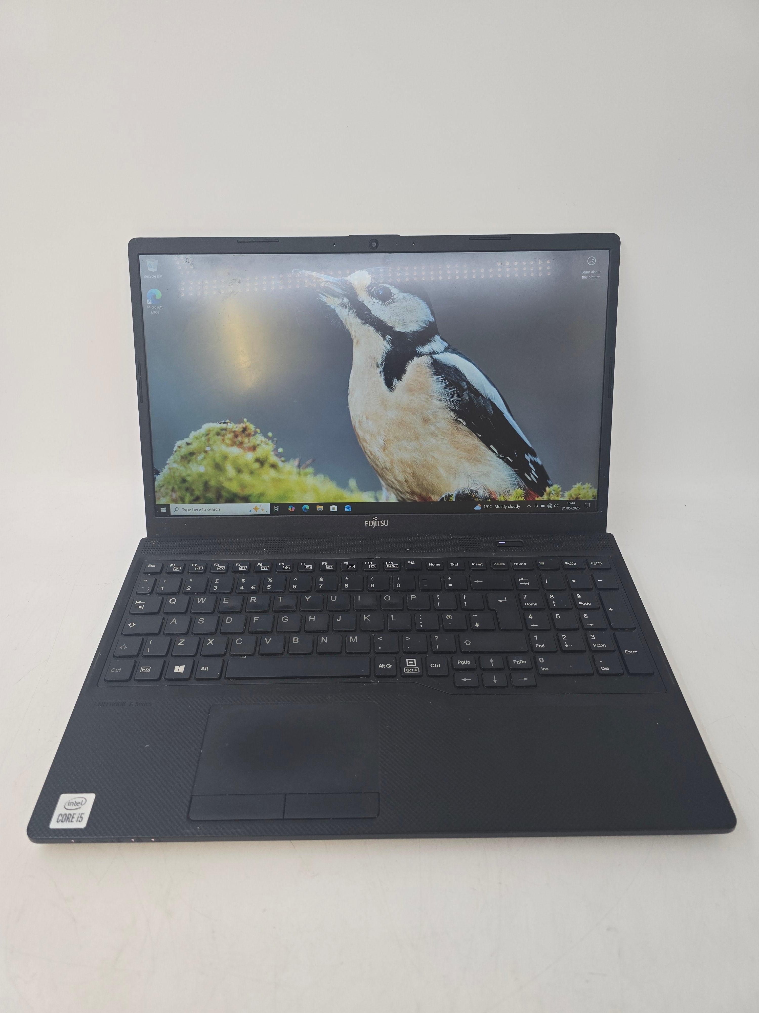 Fujitsu LifeBook A3510 | 15.6" FHD | i5 10th Gen | 8GB RAM | 256GB SSD | W11 Pro
