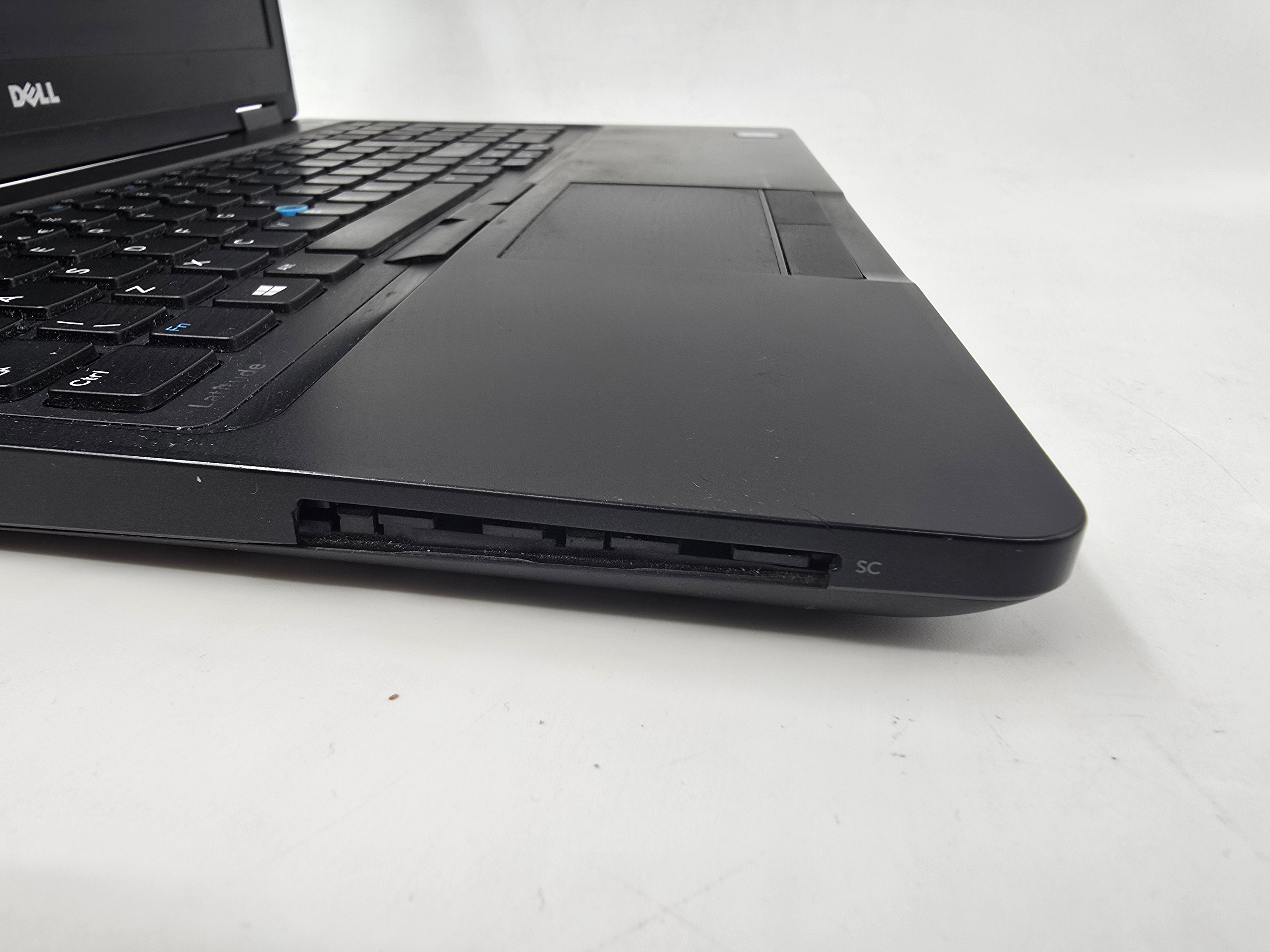 Dell Laptop Latitude 5580 15.6" Screen i5 7th Gen 8GB RAM No SSD No OS Spares