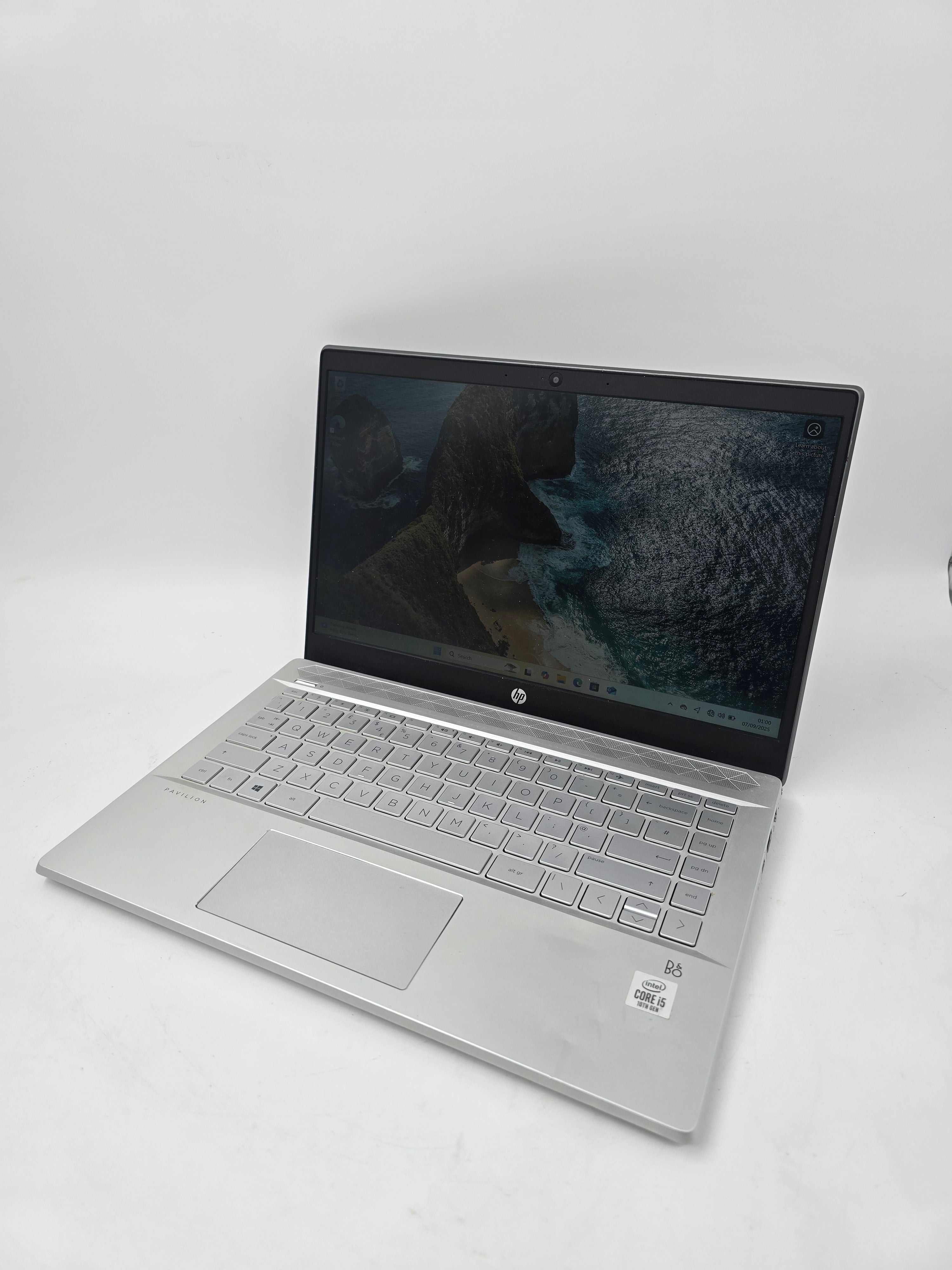 HP Laptop Pavilion 14-CE3501NA 14" Screen i5 10th Gen 8GB RAM 512GB SSD W11