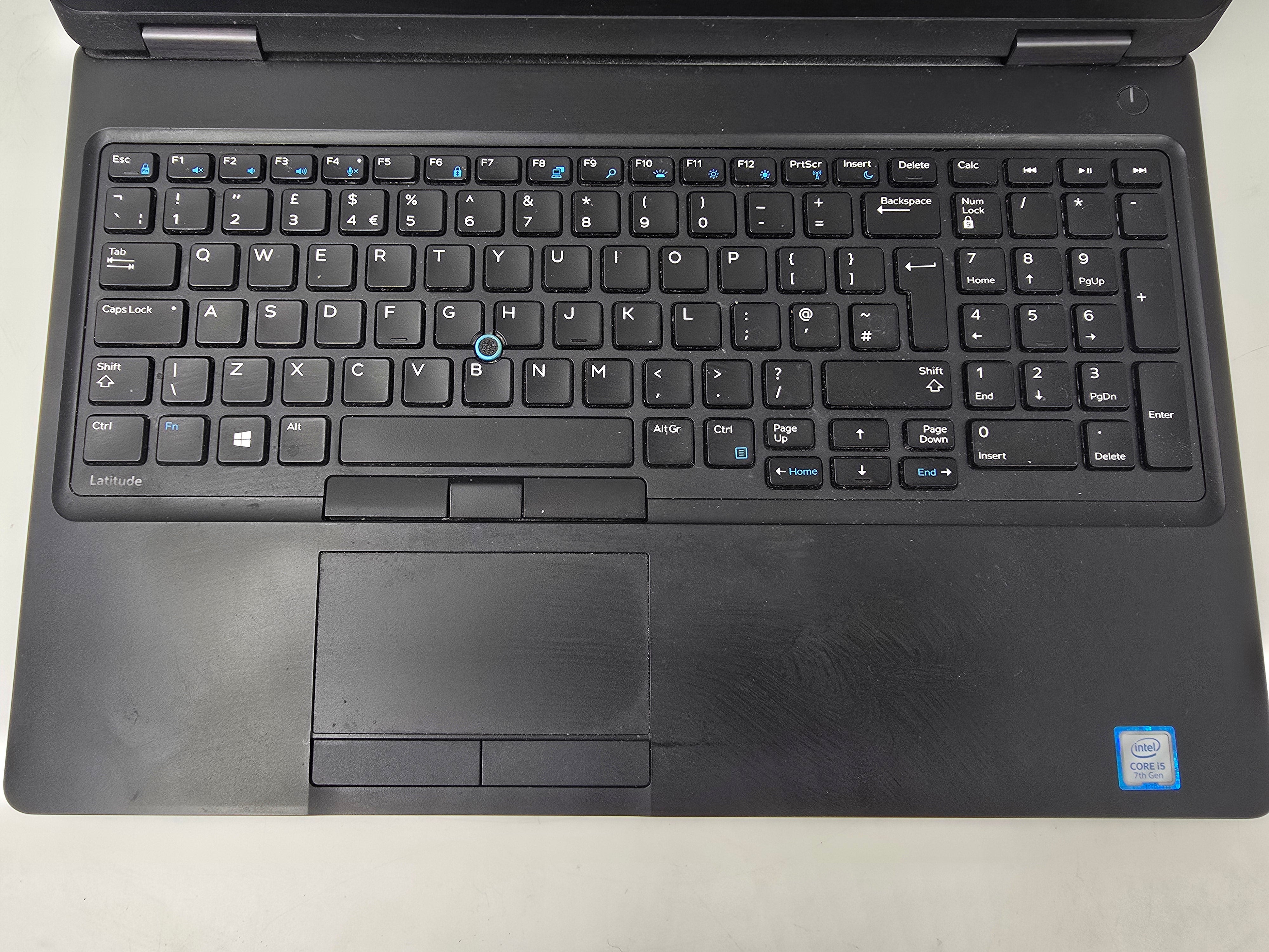 Dell Laptop Latitude 5580 15.6" Screen i5 7th Gen 8GB RAM No SSD No OS Spares