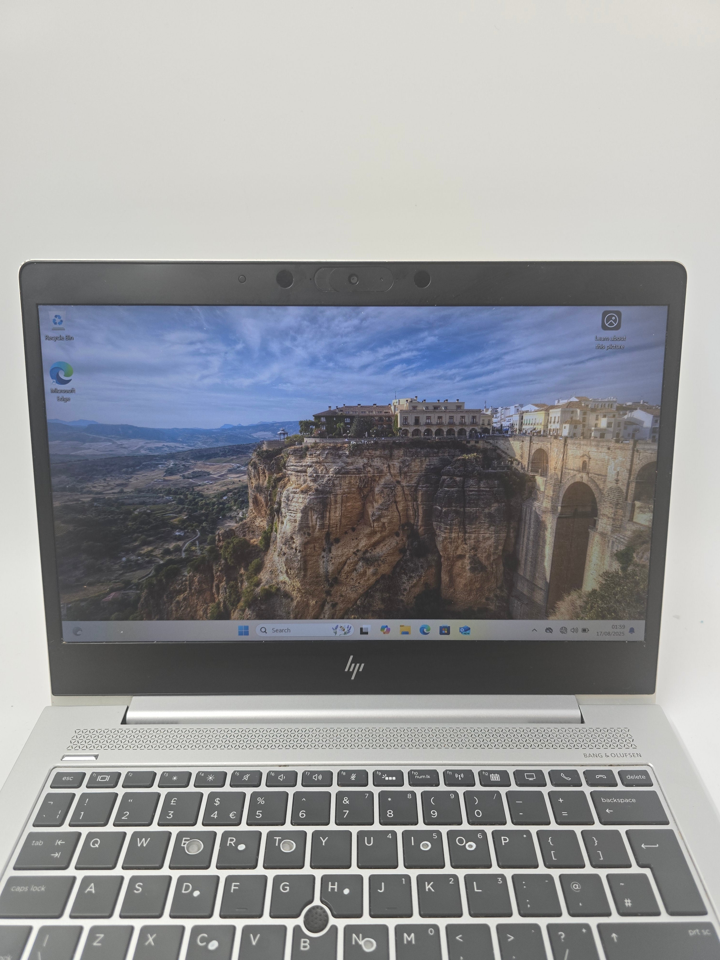 HP Laptop EliteBook 830 G6 13.3" Screen i5 8th Gen 8GB RAM 256GB SSD Windows 11
