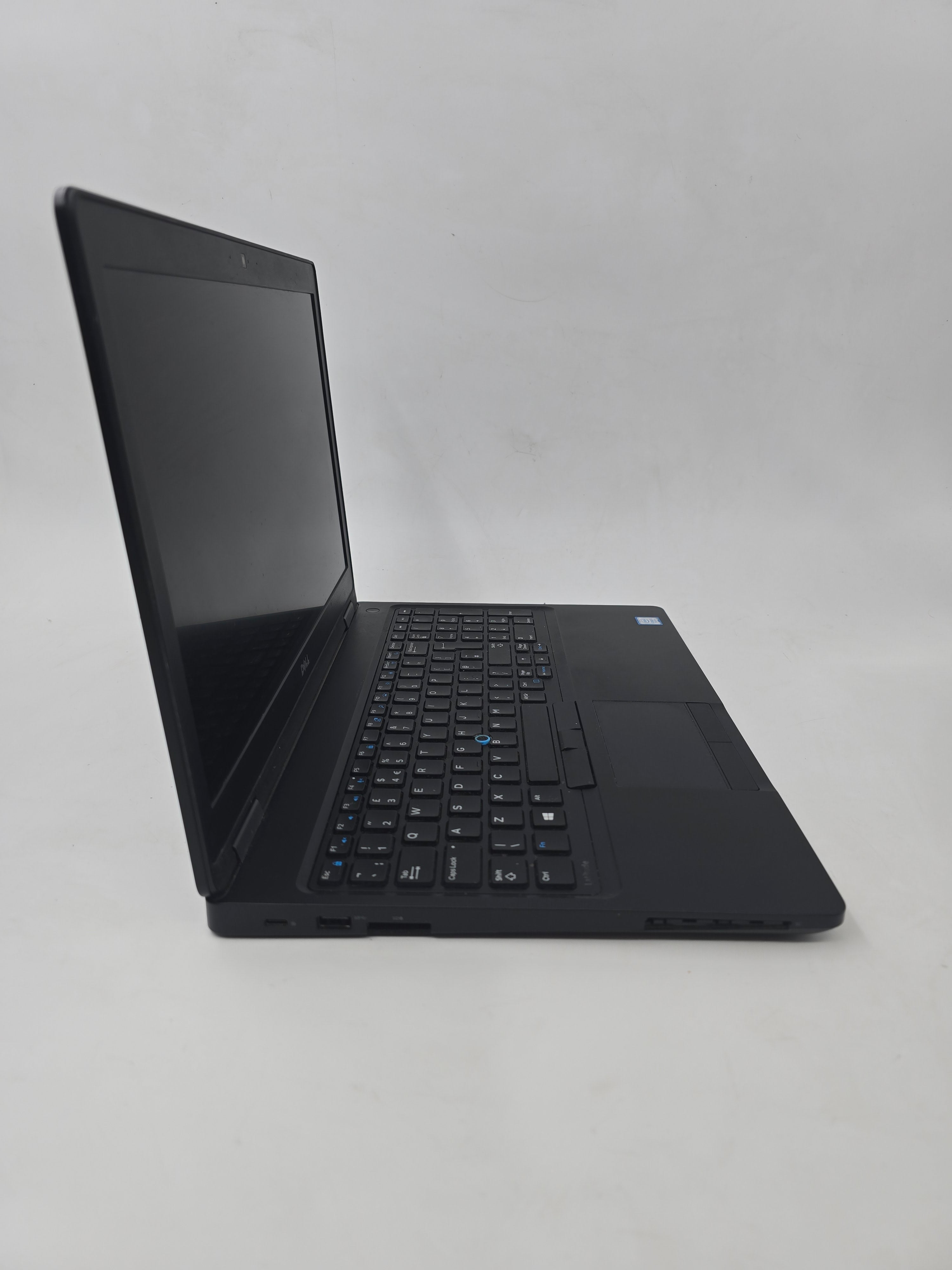 Dell Laptop Latitude 5580 15.6" Screen i5 7th Gen 8GB RAM No SSD No OS Spares