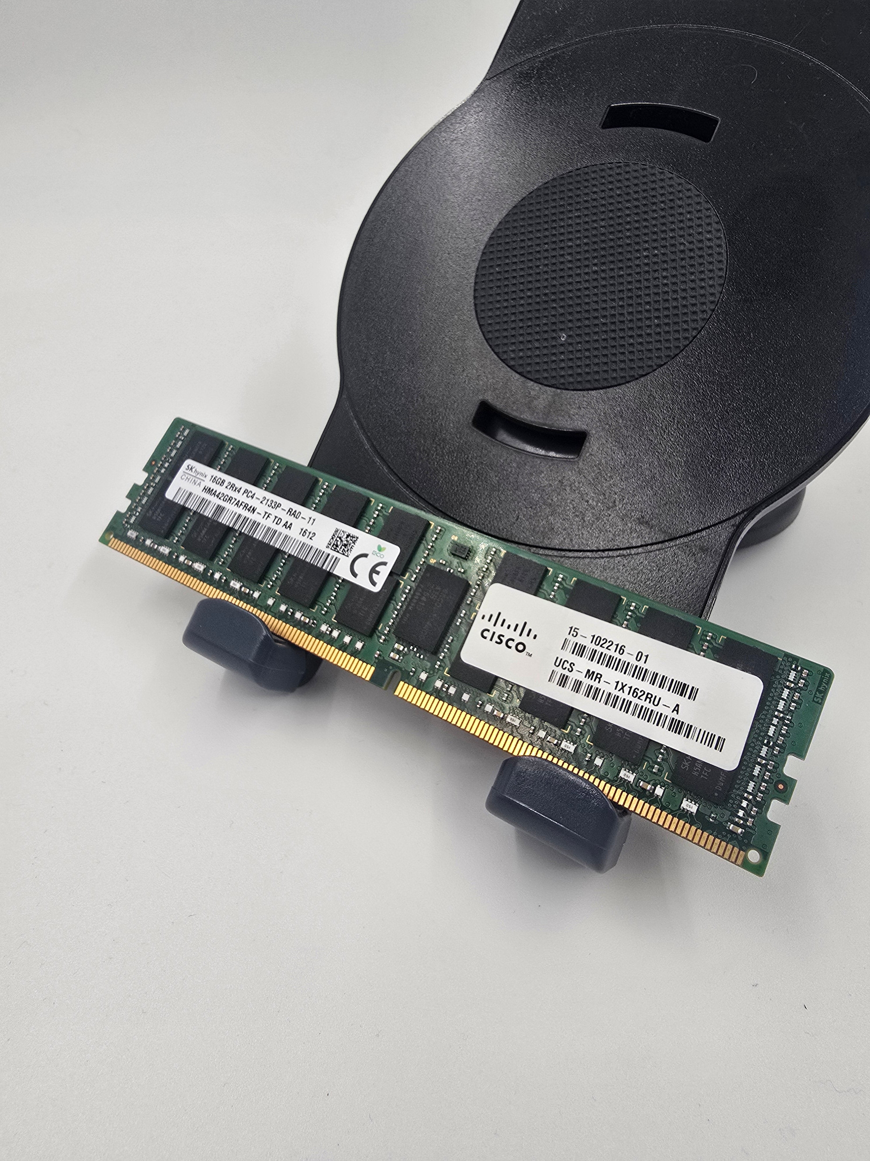 SK Hynix 15-102216-01 128GB (8x 16GB DIMM) Server Memory 2Rx4 2133P RAM