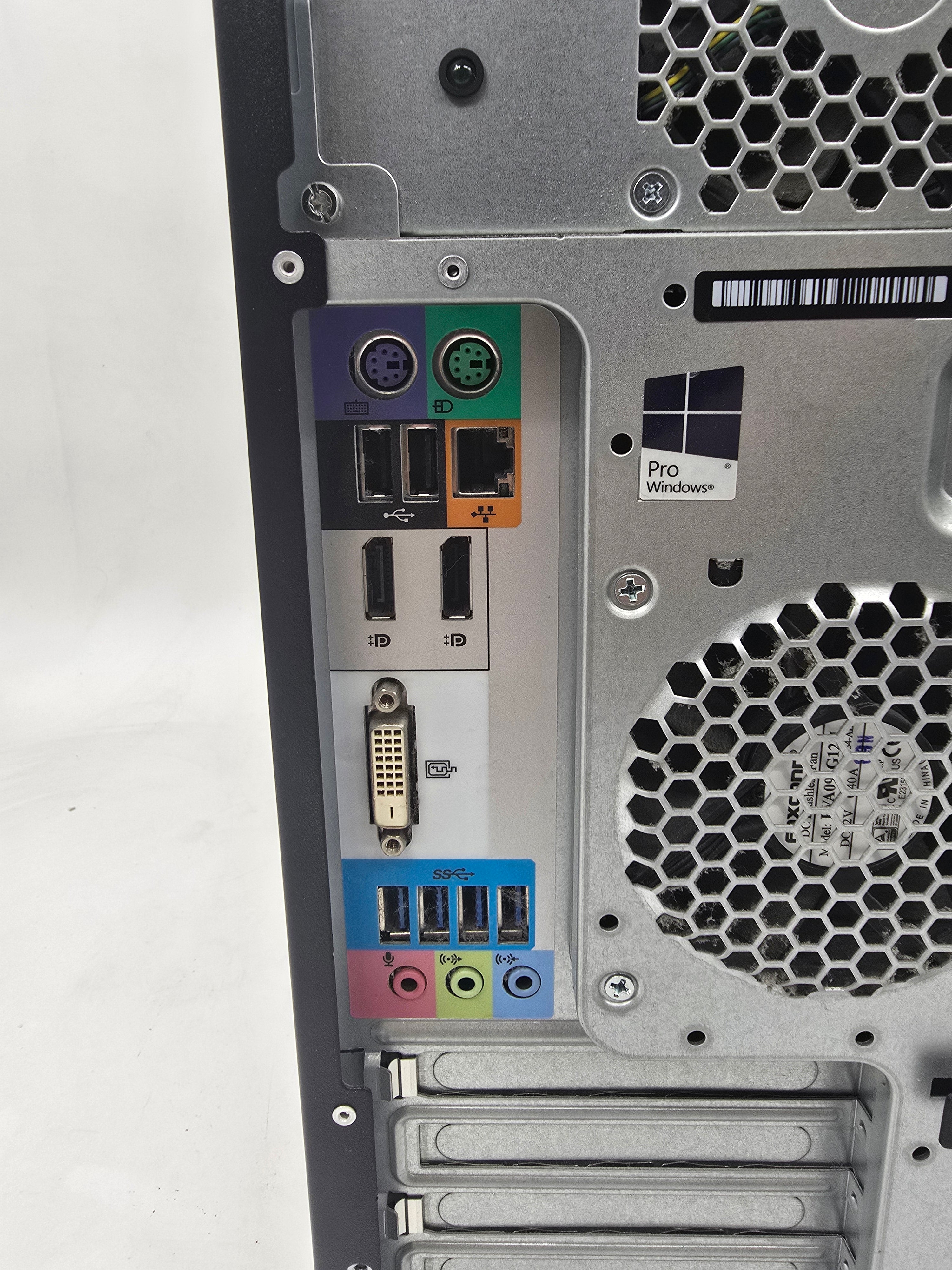 HP Tower Workstation Z240 i7 6th Gen 8GB DDR4 RAM No HDD No OS