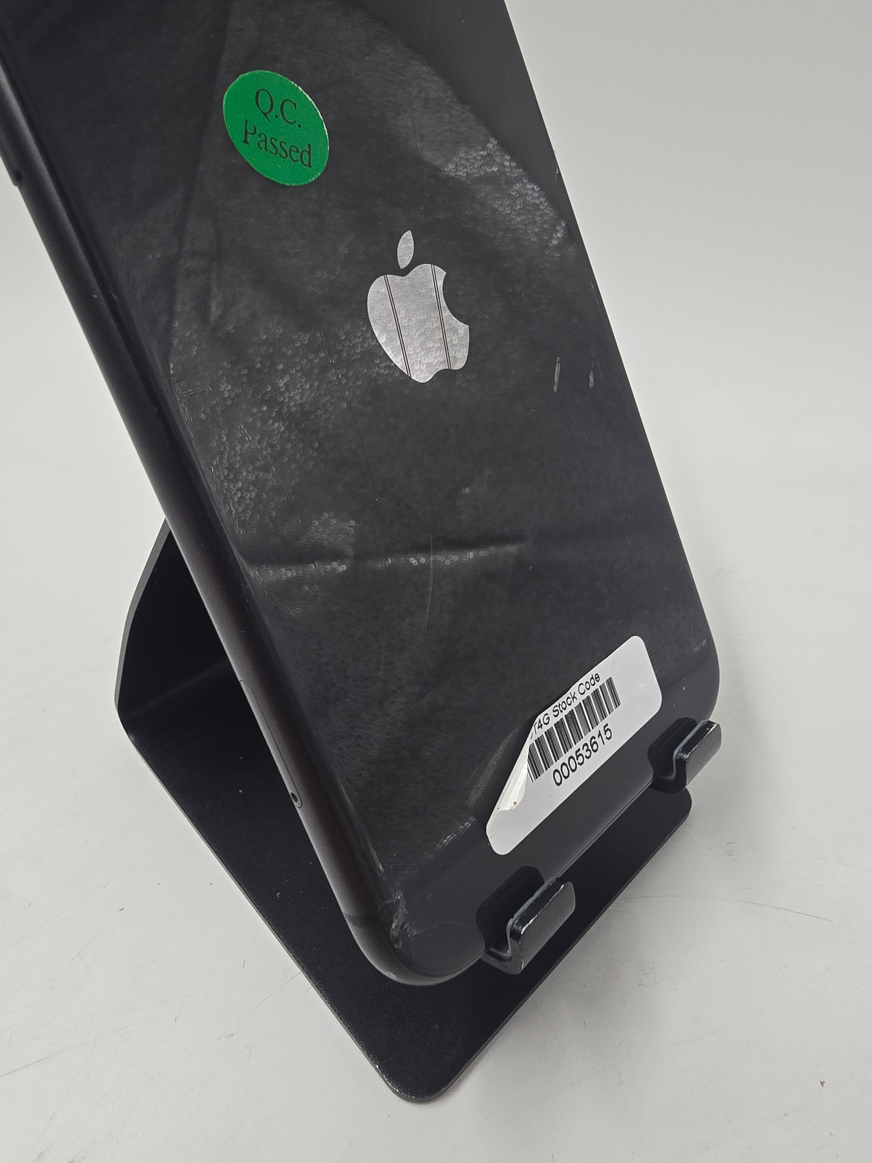 Apple iPhone 11 6.1" Screen 2019 64GB Storage Unlocked 86% Battery