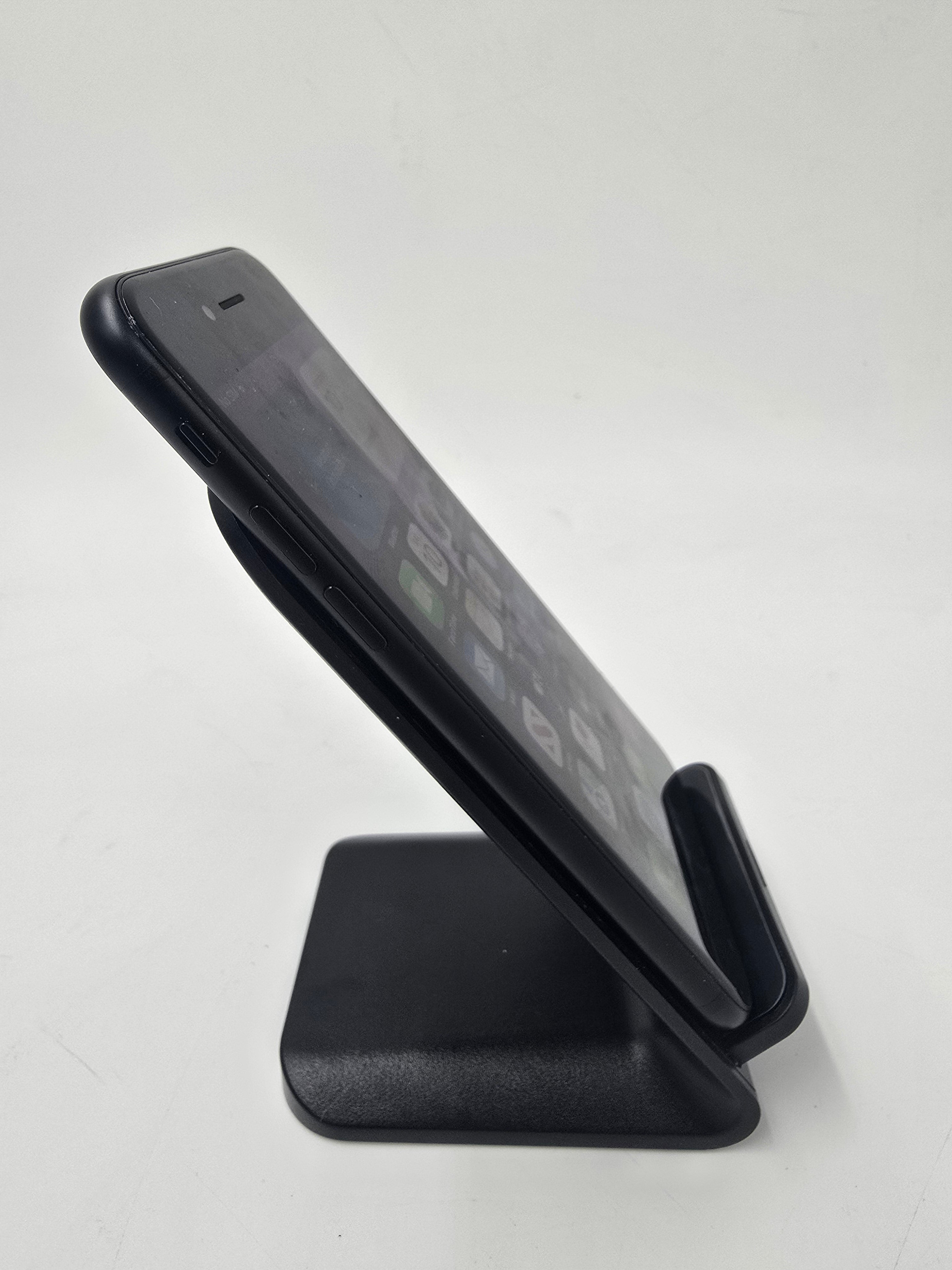 Apple Mobile Phone iPhone SE 2nd Gen 2020 64GB Unlocked Black 95+% Battery