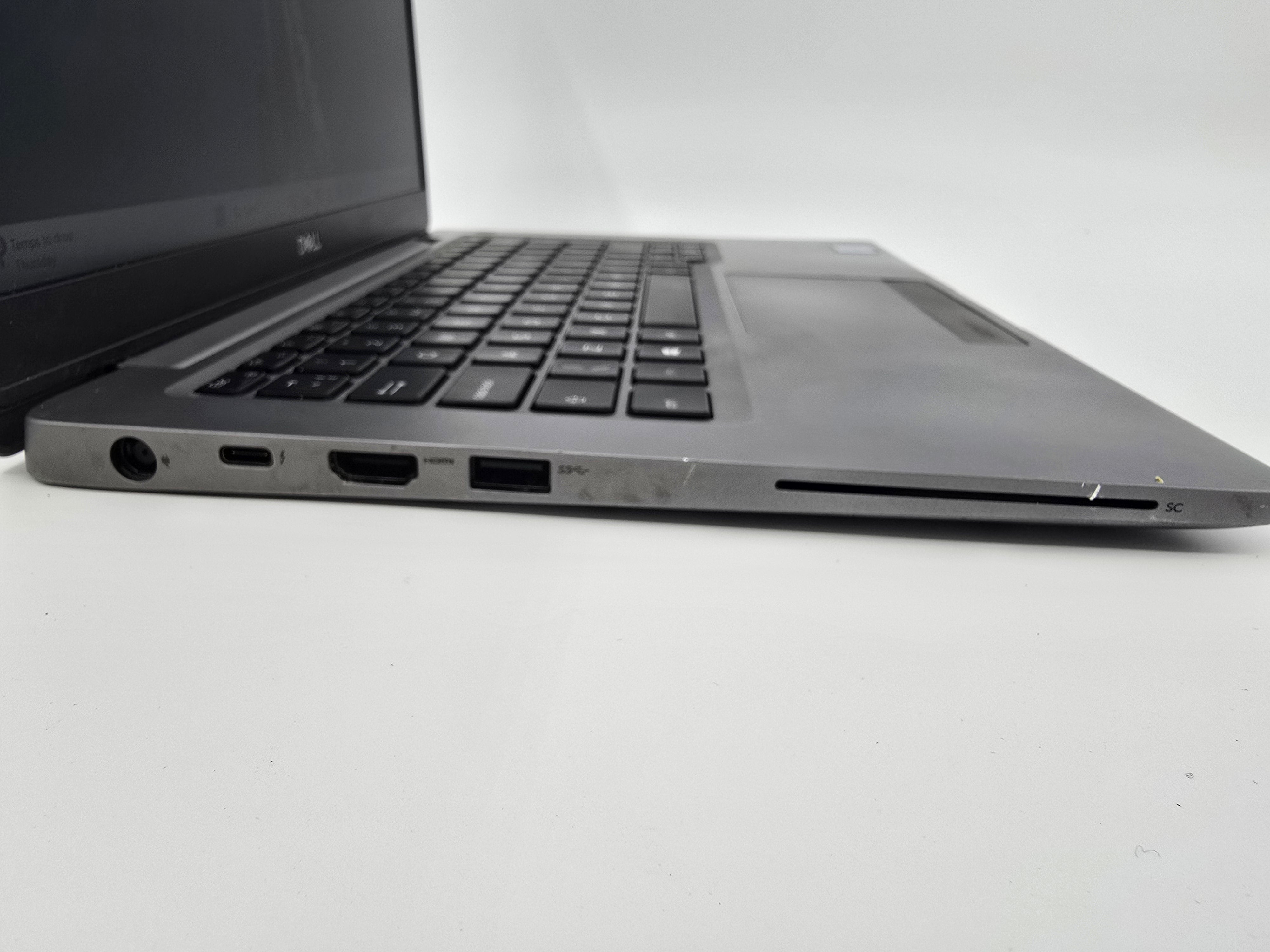 Dell Laptop Latitude 7300 13.3" Screen i5 8th Gen 8GB RAM 256GB SSD W11