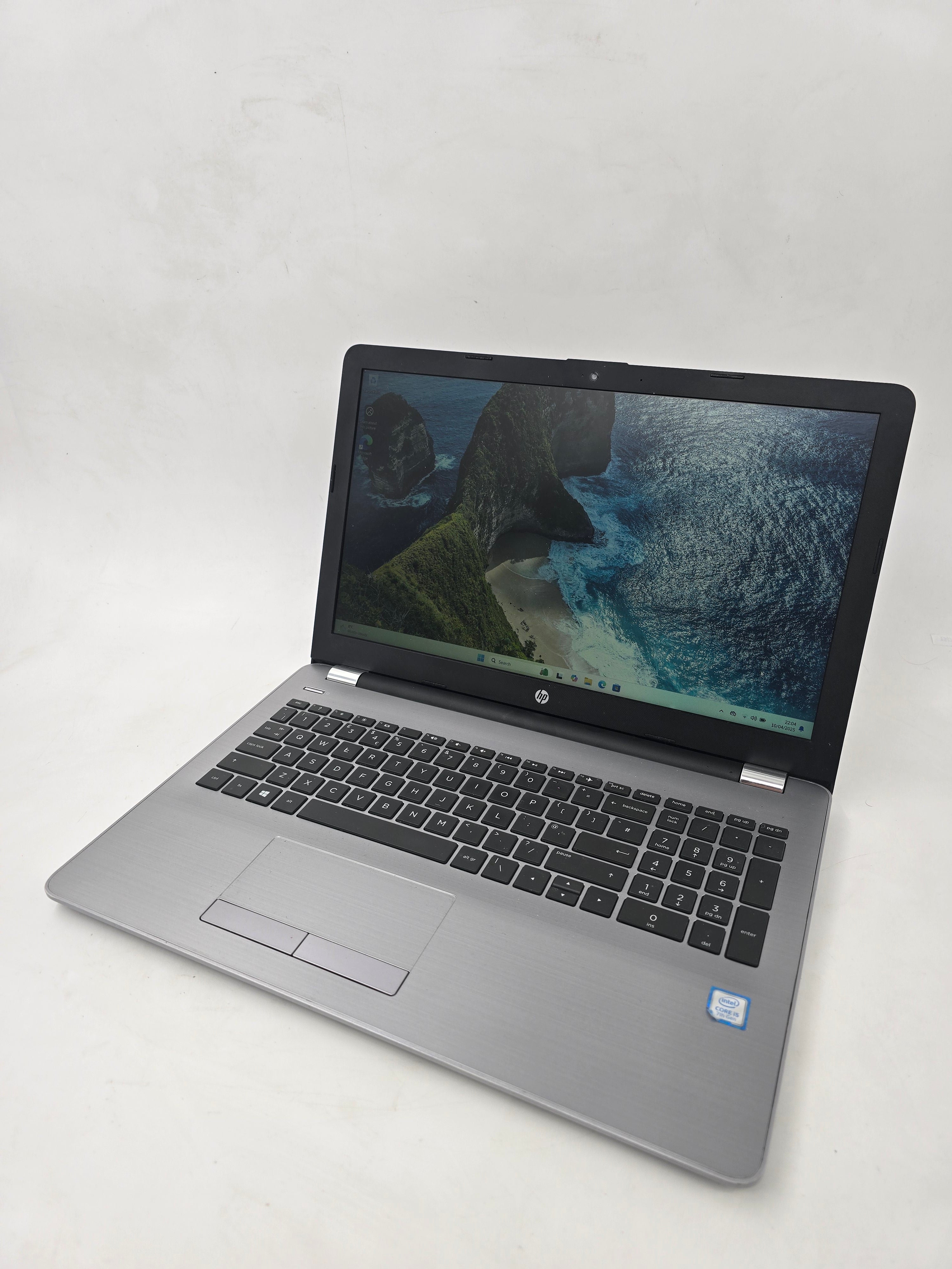 HP Laptop 250 G6 15.6" Screen i5 7th Gen 8GB RAM 256GB SSD W10 #2